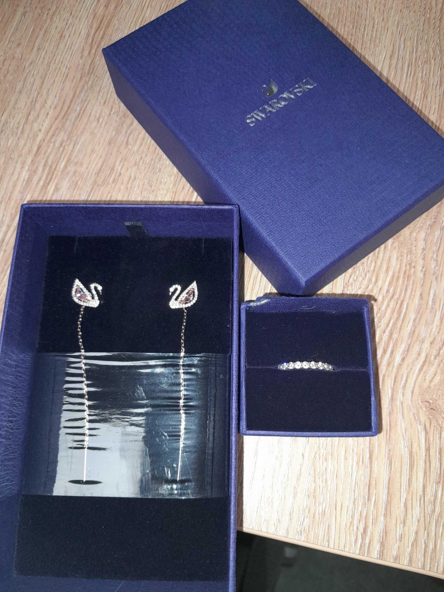 RRP £180 Like New X2 Swarovski Jewellery Items Including- Rose Gold Swan Earrings - Image 2 of 2