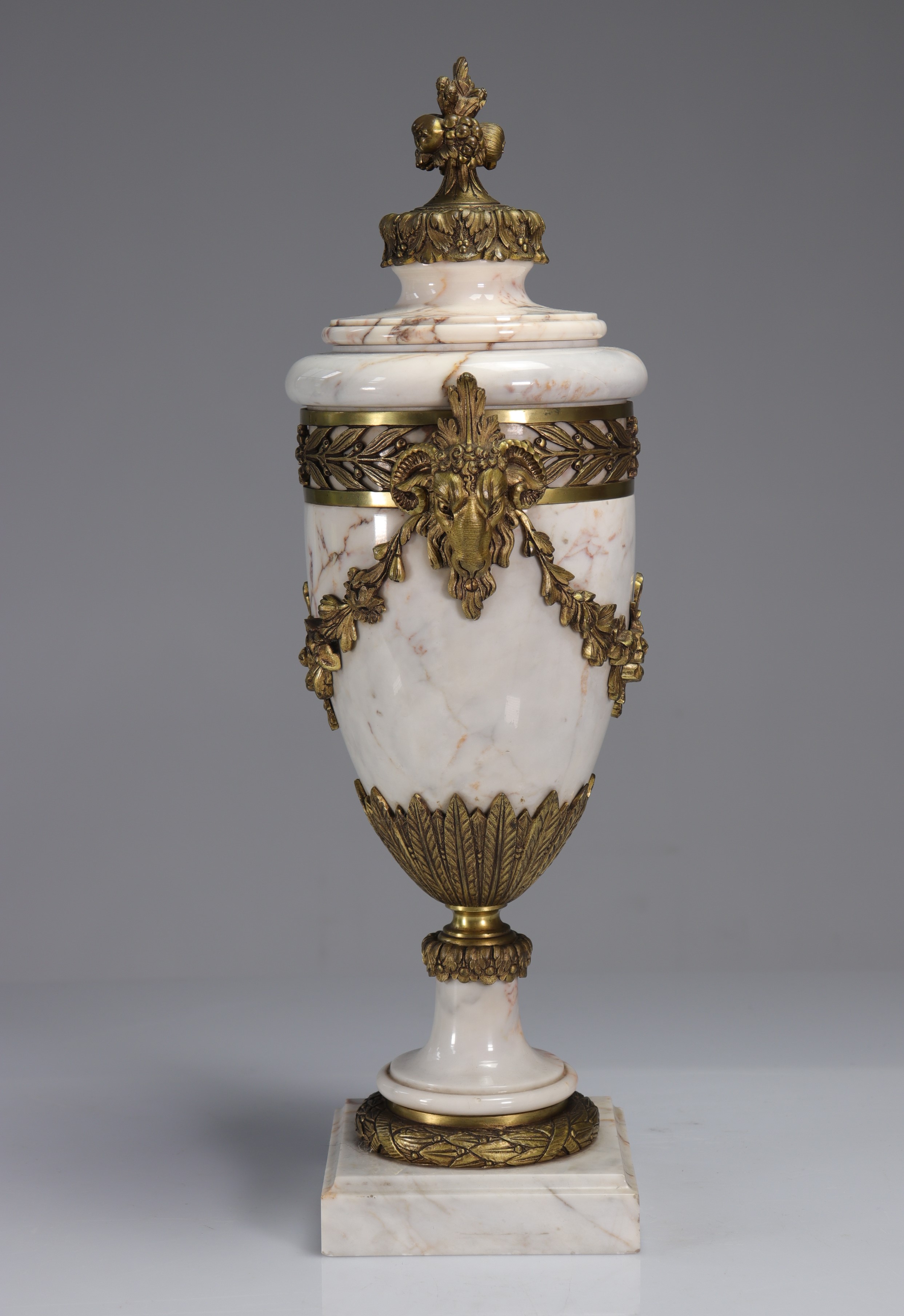 Cassolette in marble and bronze in the Louis XVI style - Image 2 of 3