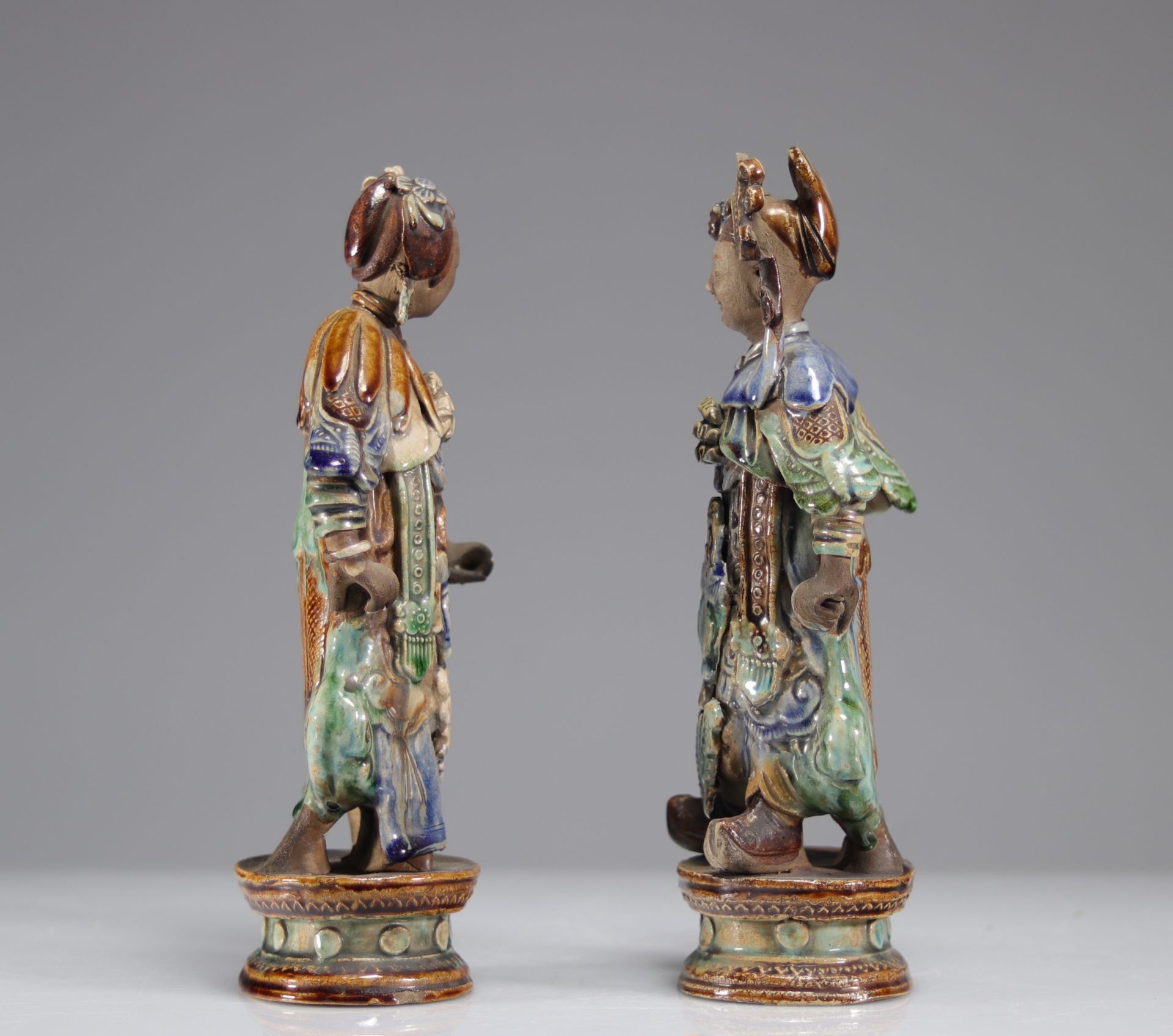 China pair of Qing period glazed sandstone statues - Image 2 of 3