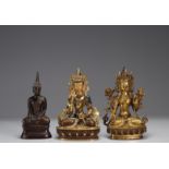 Lot of 3 deities in gilded bronze