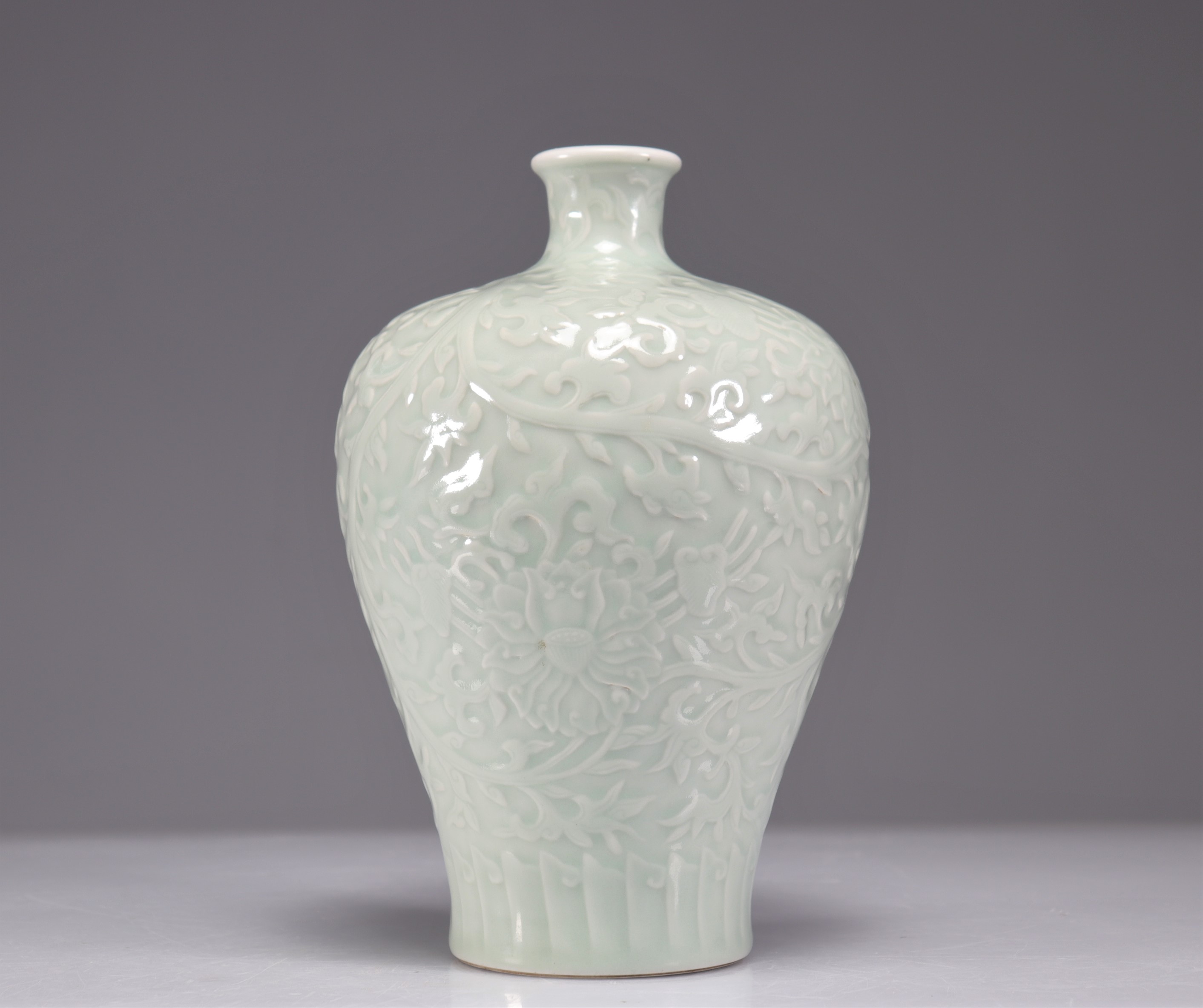 Meiping celadon vase with floral decoration Kangxi brand - Image 5 of 7