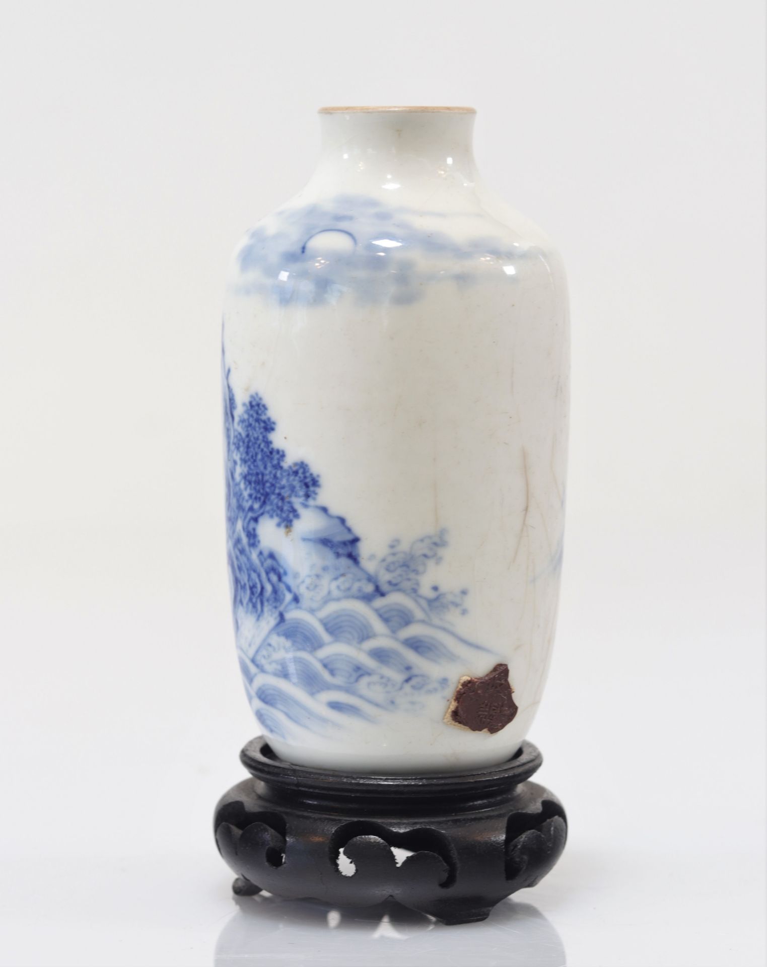 Blue white porcelain vase with landscape decoration - Image 3 of 7
