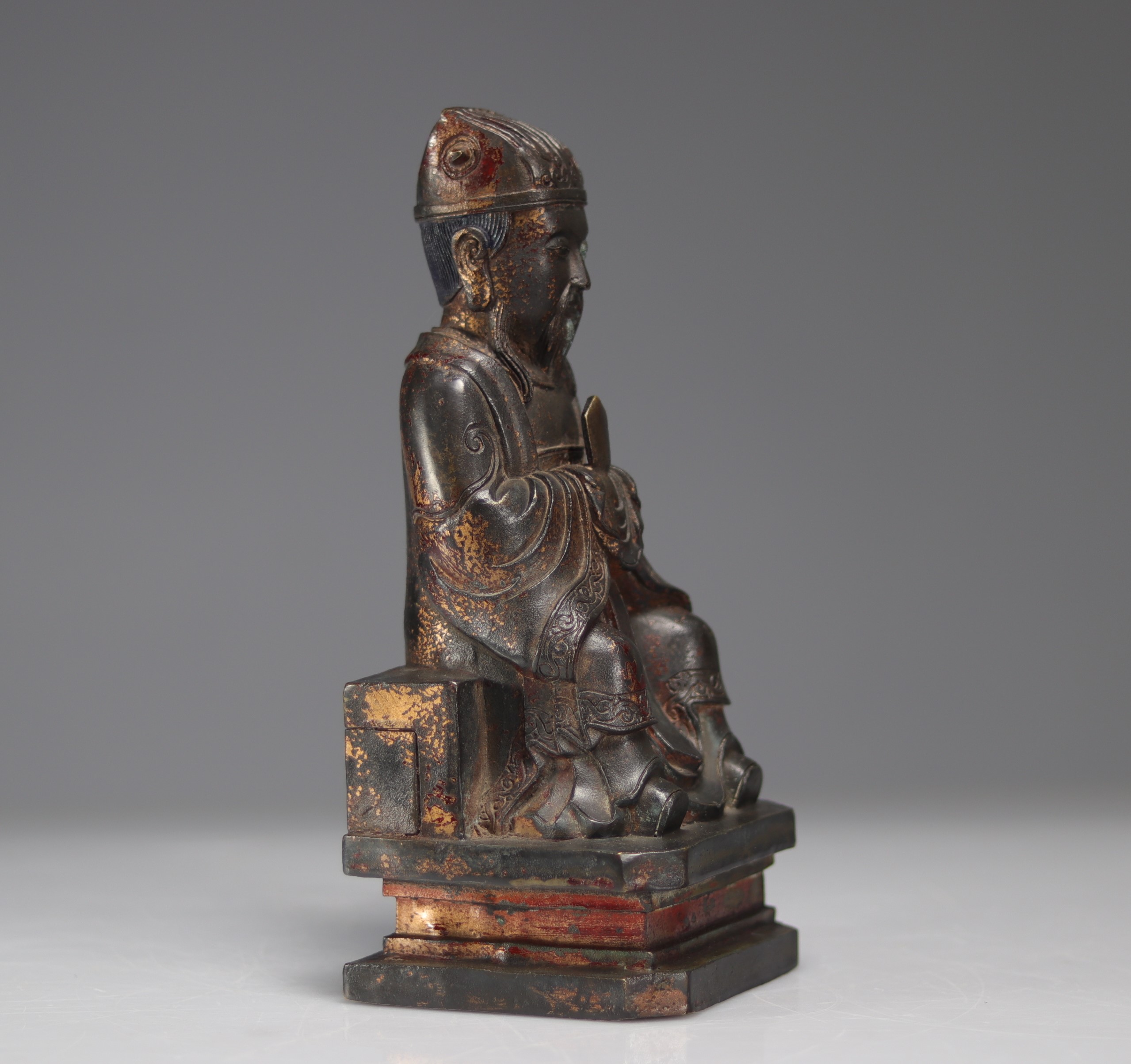 Ming period bronze deity - Image 2 of 4