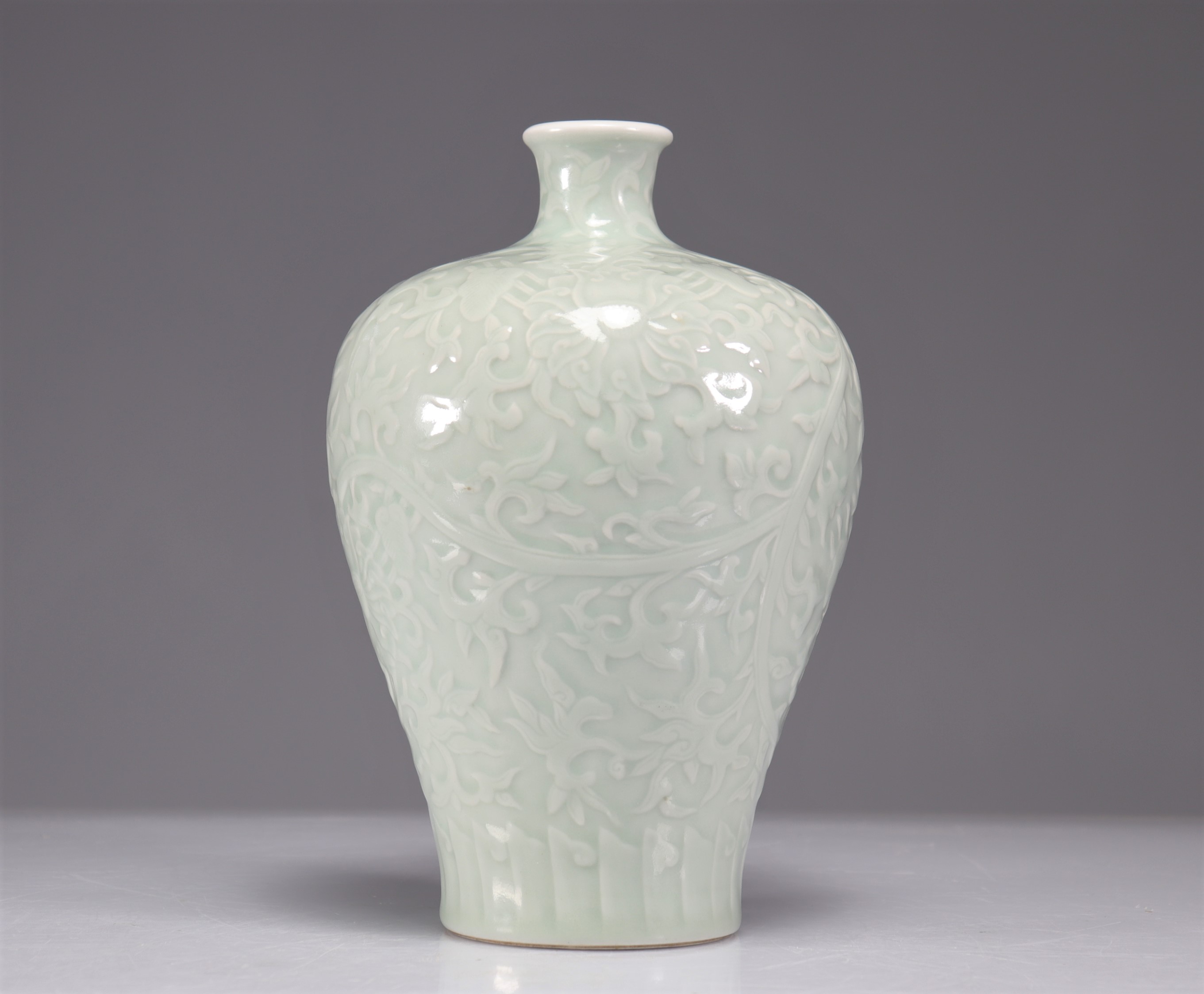 Meiping celadon vase with floral decoration Kangxi brand - Image 4 of 7