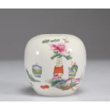 Famille rose porcelain vase, early 20th century