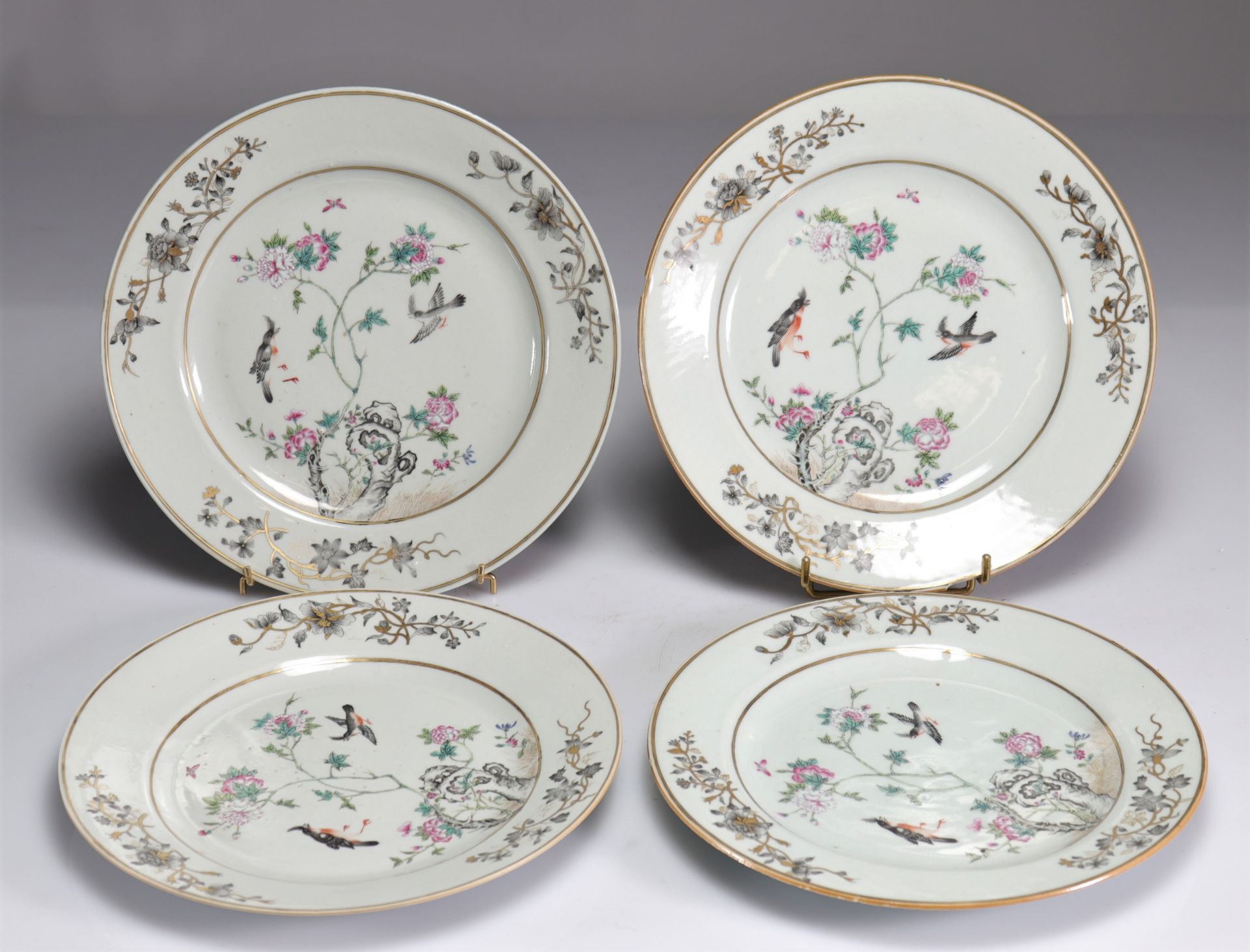 Porcelain plates (4), bird decoration, Qianlong period, famille rose