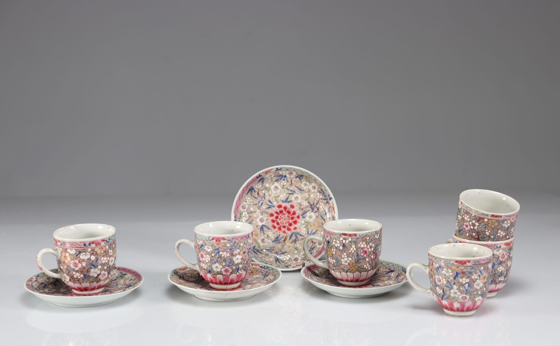 18th century famille rose porcelain tea service (16p) - Image 4 of 4