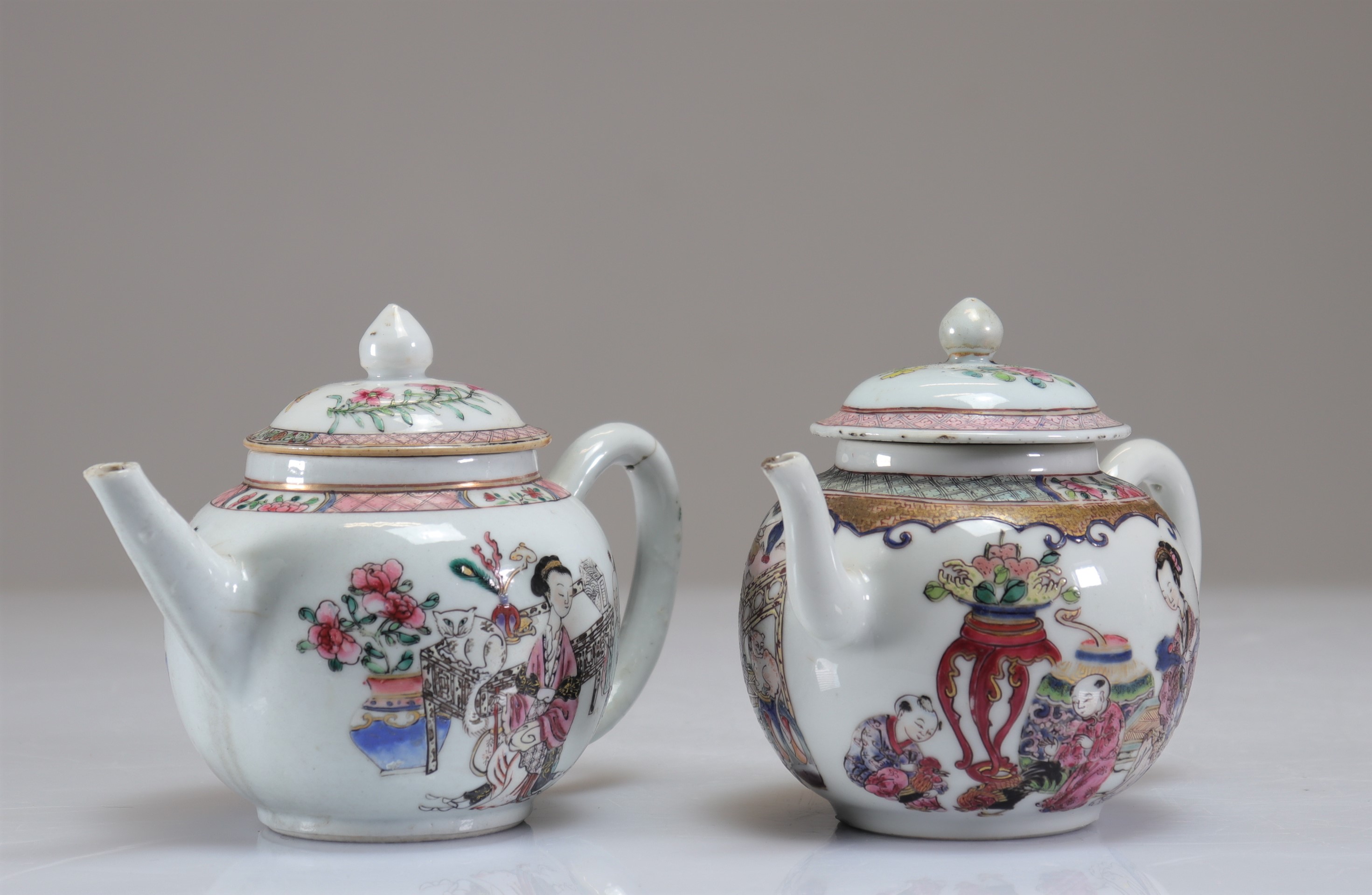 Teapots (2) in 18th century famille rose porcelain - Image 3 of 5