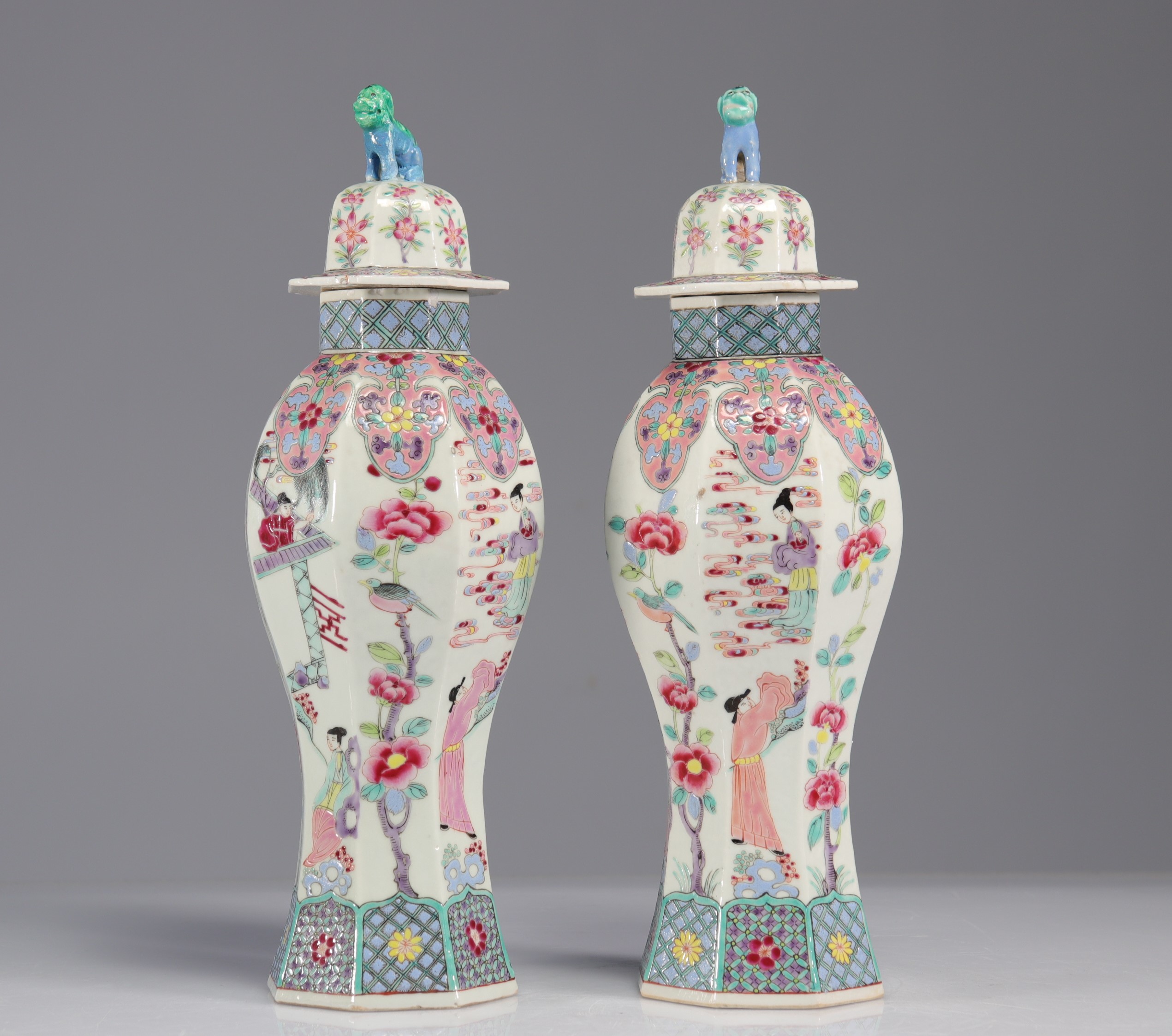 18th century famille rose covered vases - Image 3 of 5