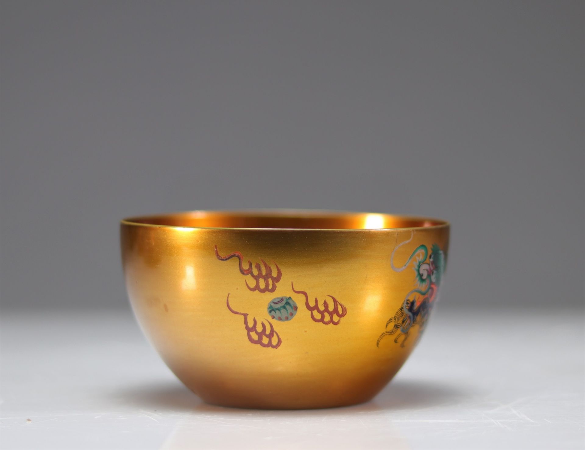 Lot of bowls (6) in Fuzhou lacquer decorated with dragons - Image 4 of 5