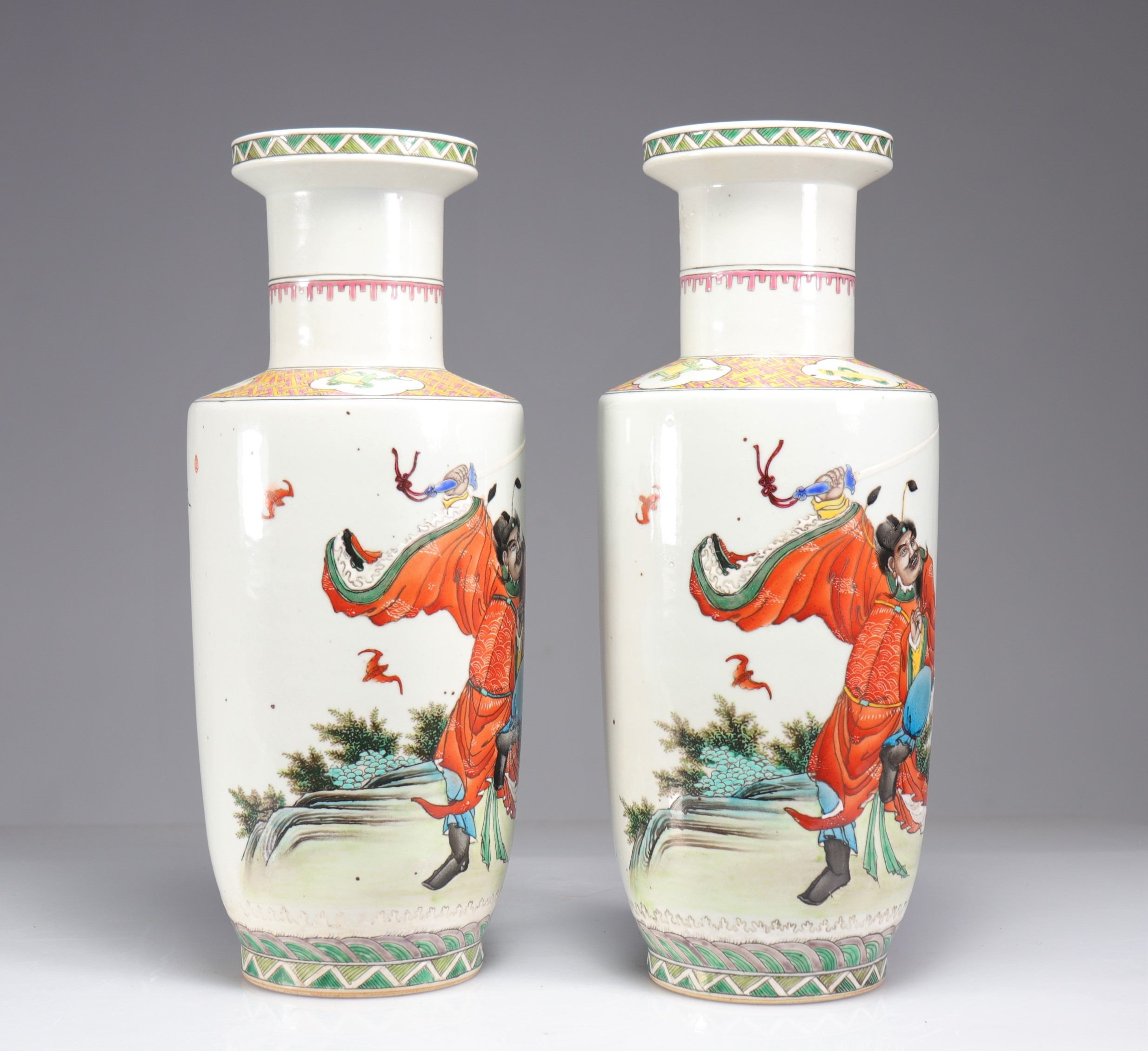 Pair of porcelain vases decorated with 19th century warriors - Image 2 of 5