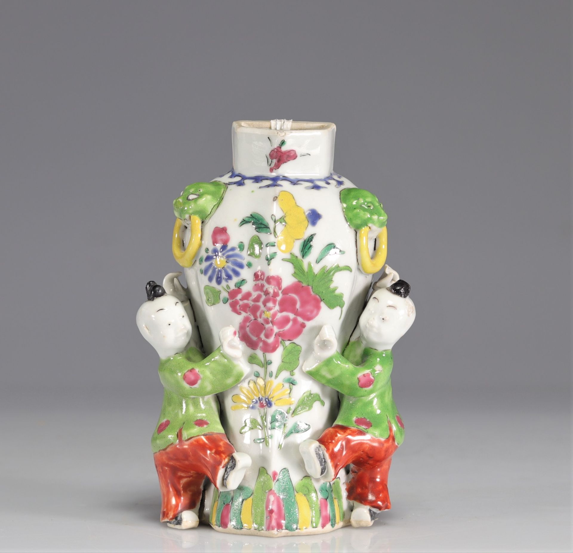 18th century Chinese porcelain wall vase famille rose - Image 2 of 6