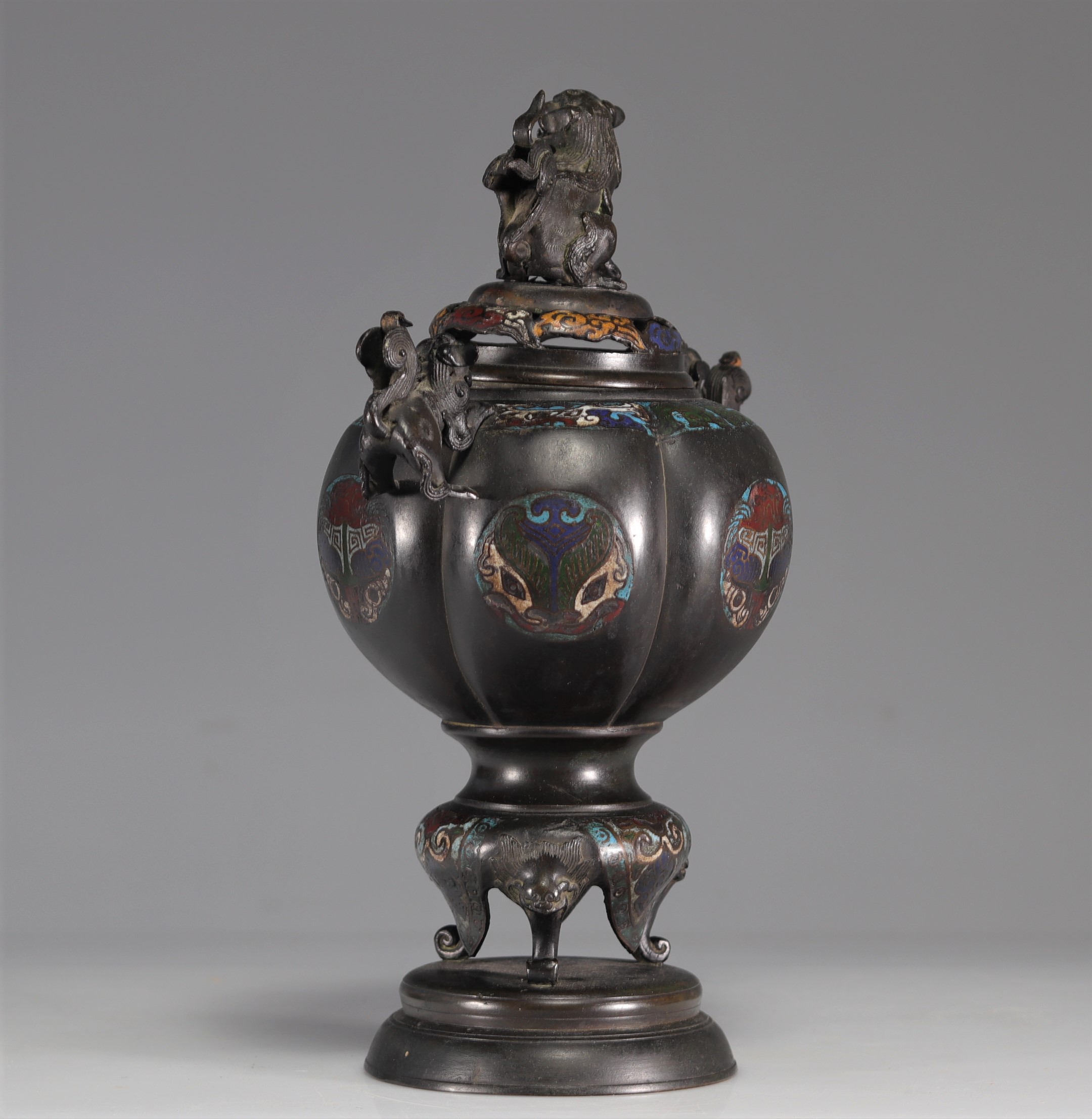 Perfume burner in cloisonne bronze originating from Asia 19th century - Image 2 of 7
