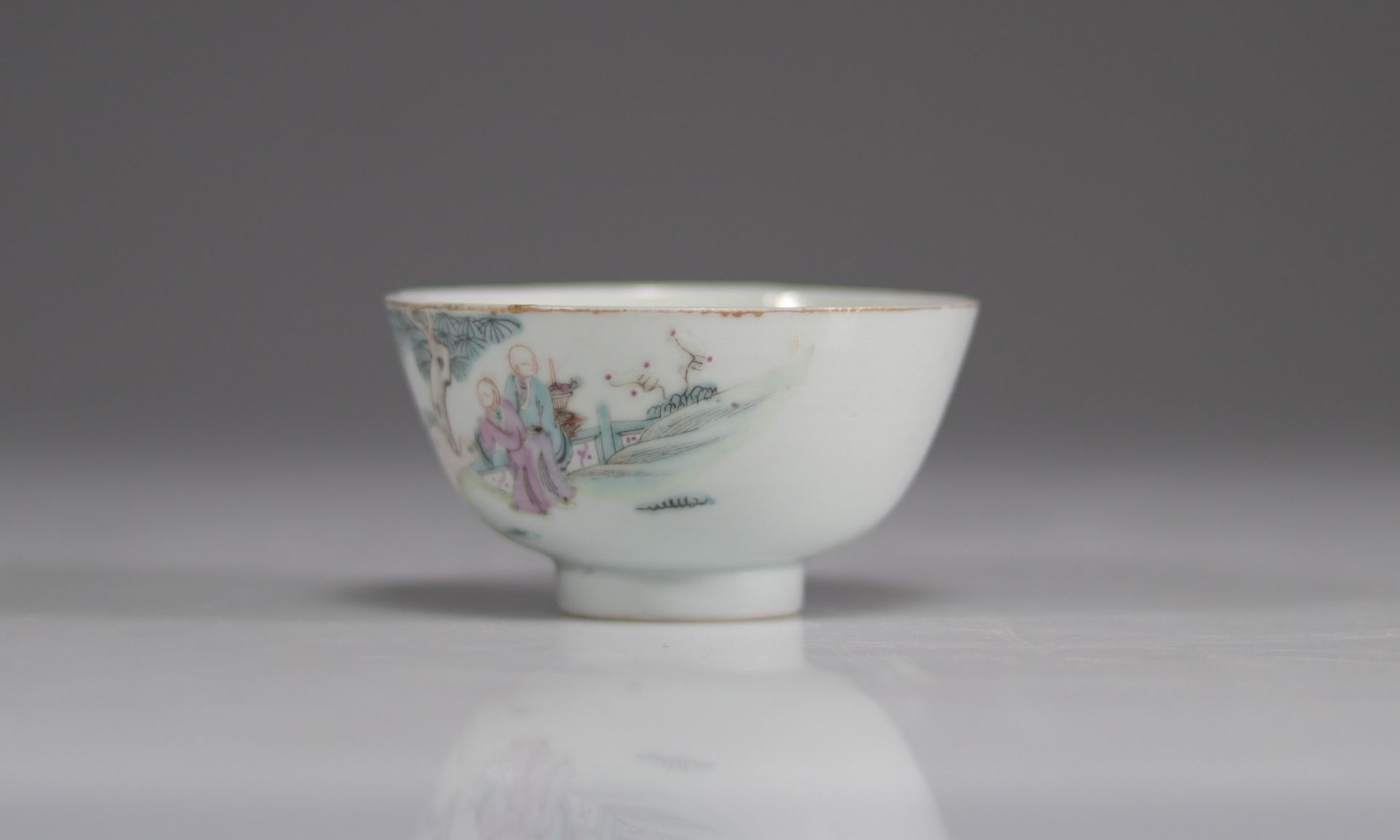 Chinese porcelain famille rose bowl decorated with characters - Bild 2 aus 5