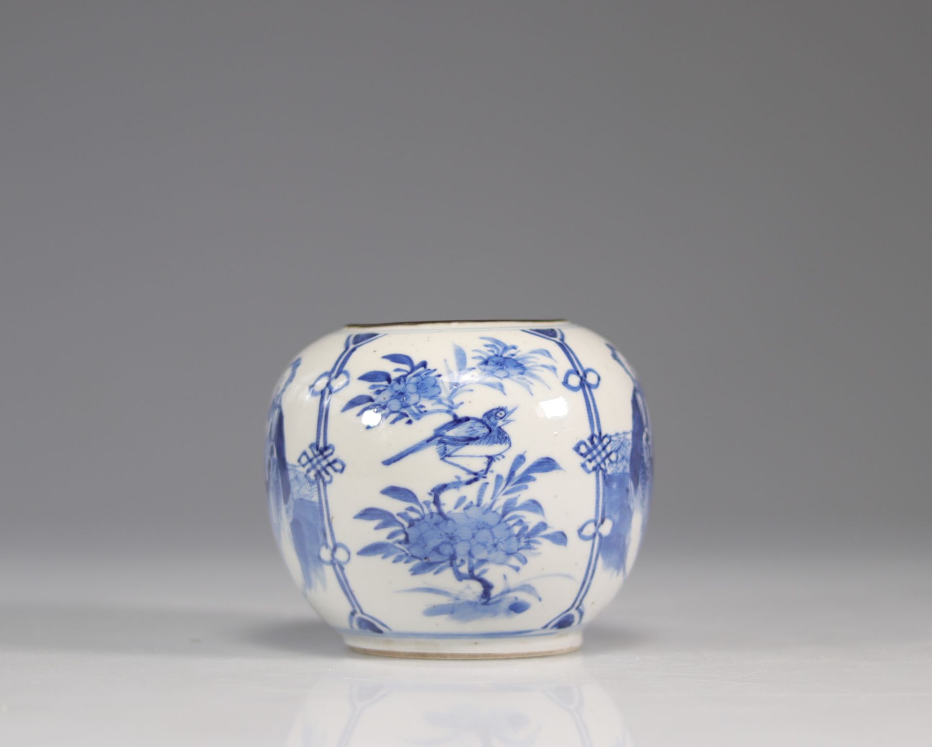 White blue porcelain ball vase Kangxi brand - Image 2 of 6