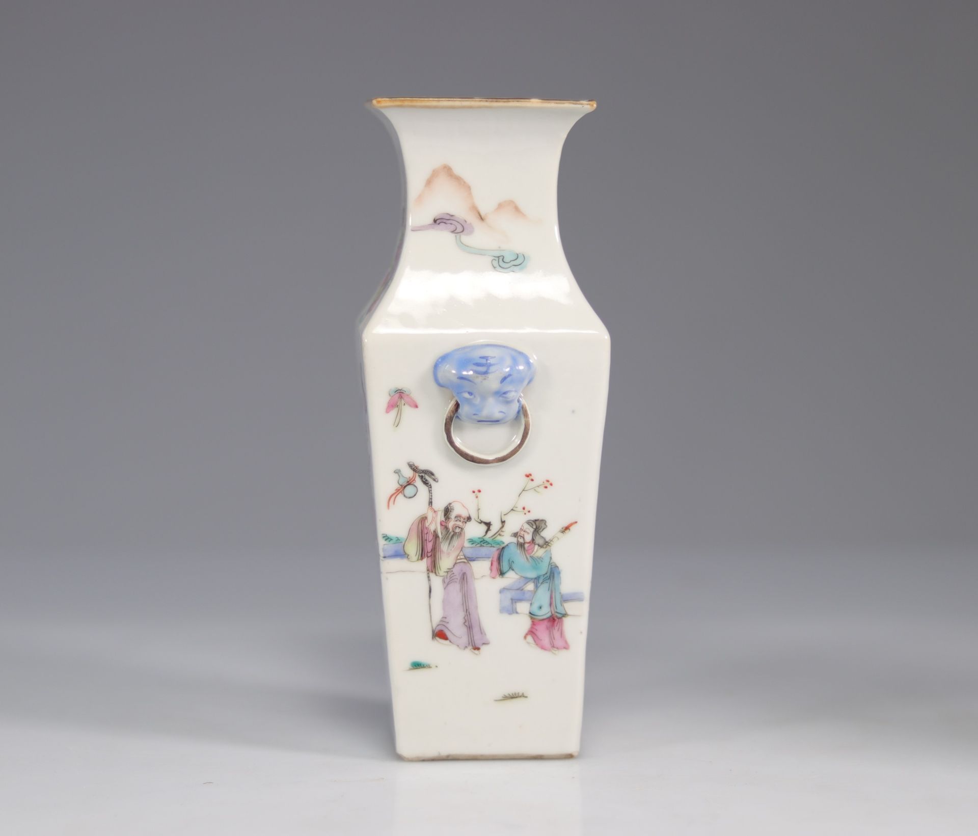 Chinese famille rose porcelain vase decorated with characters - Image 4 of 6