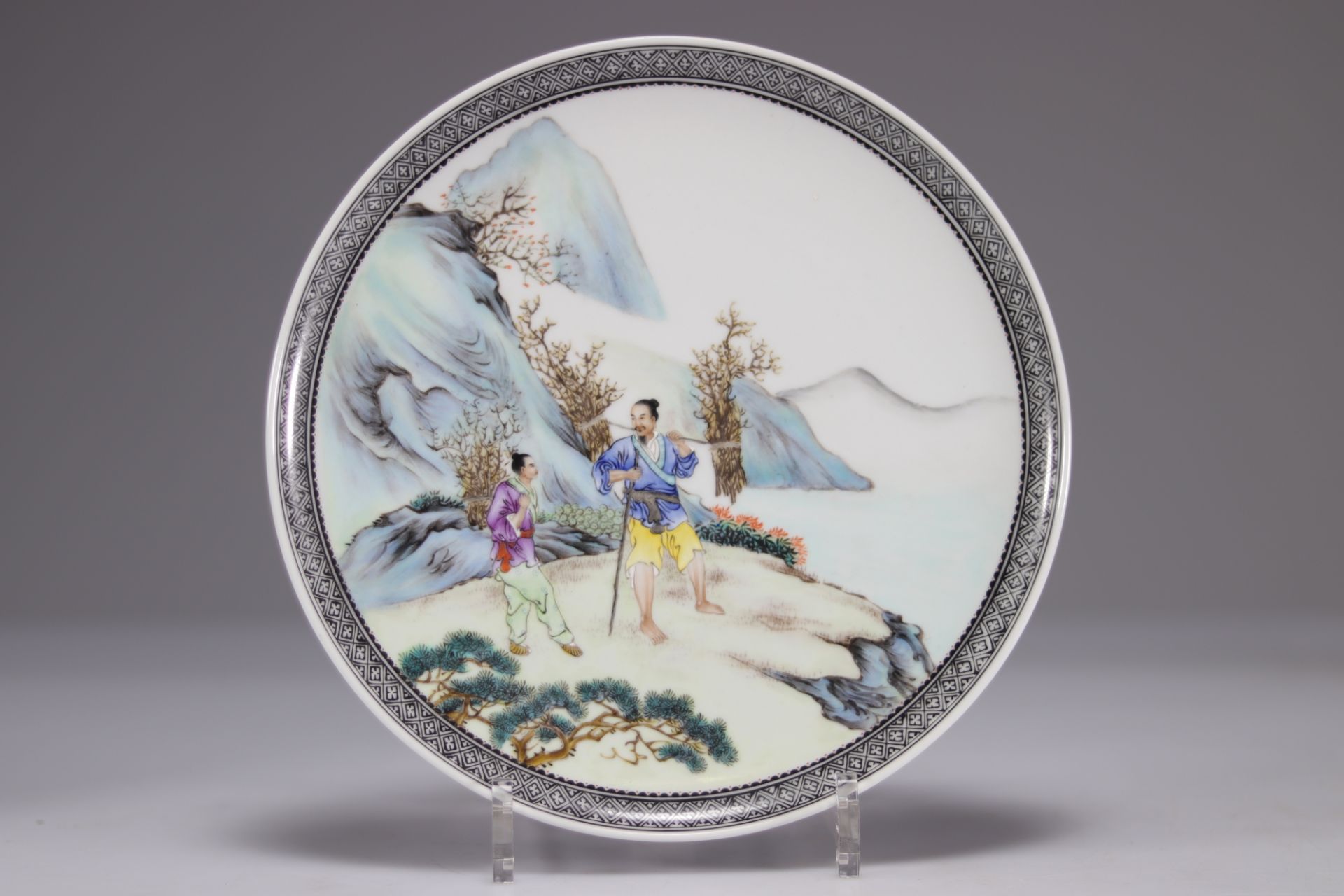 WANG Xiliang (1922) pair of porcelain plates, Republic period, mint mark - Image 2 of 3