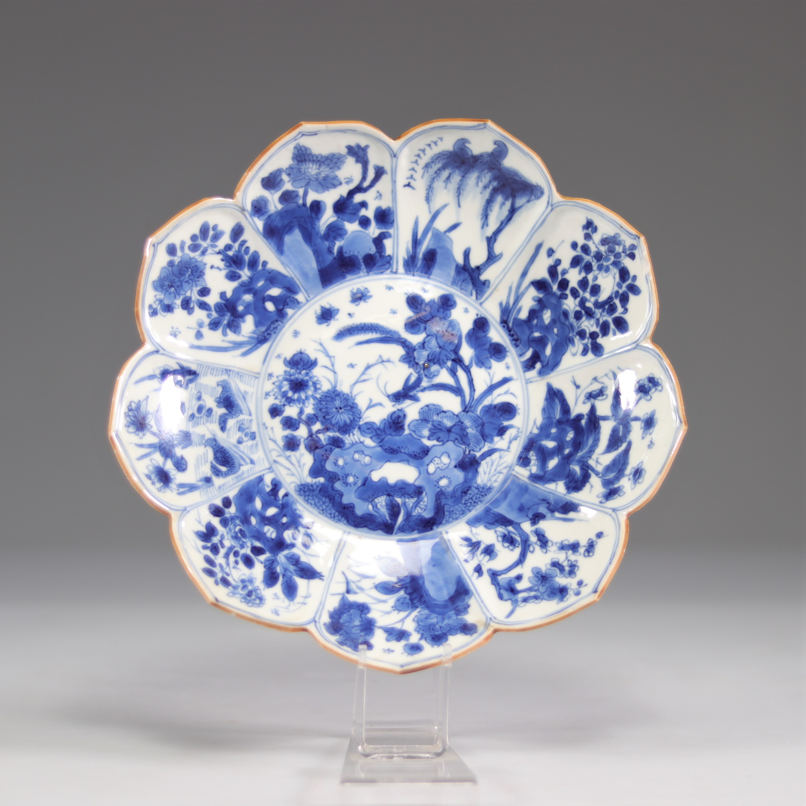 Blue white Chinese porcelain plate in the shape of a lotus