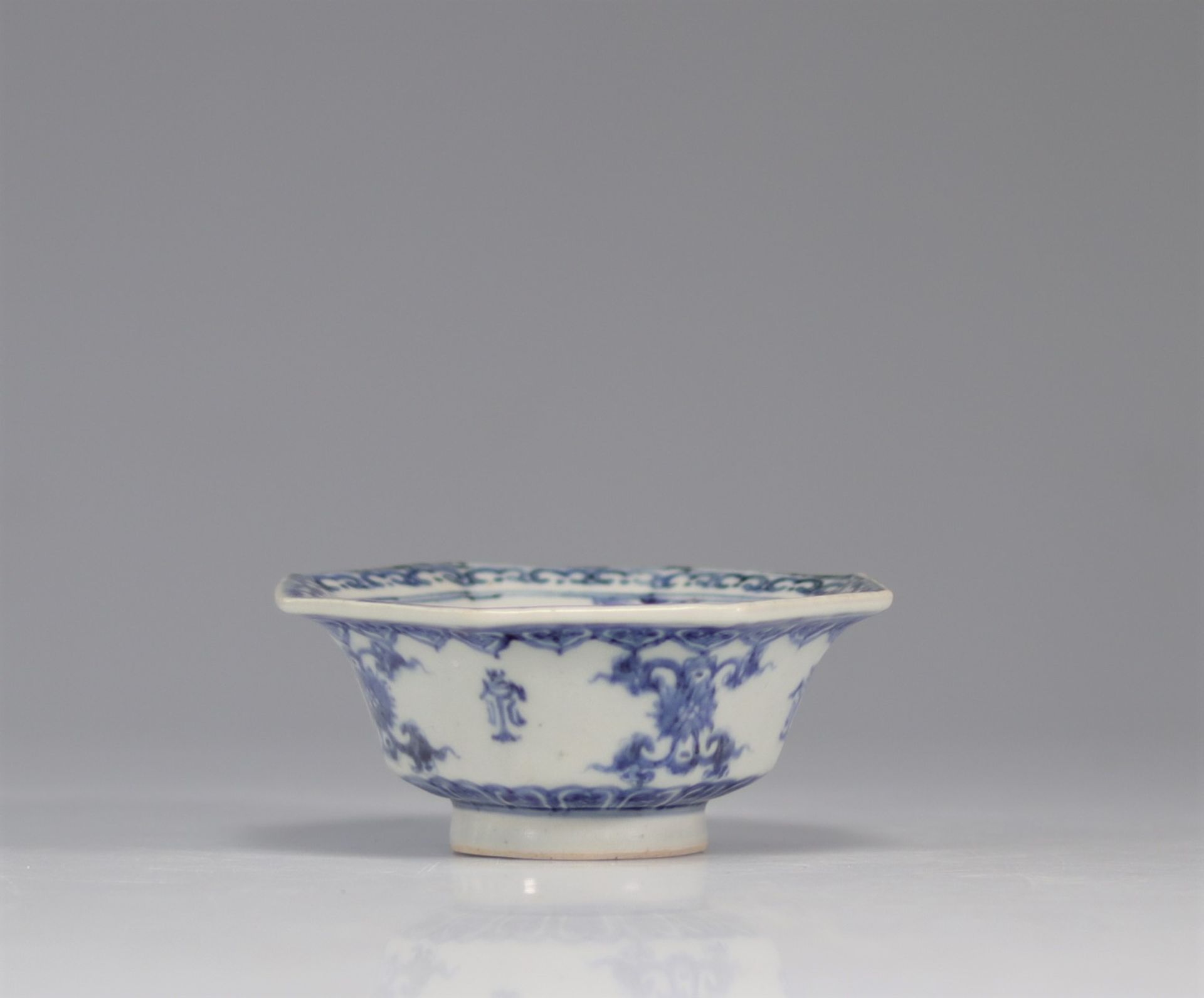 Qing Dynasty Blue White Octagonal Porcelain Bowl - Bild 3 aus 4