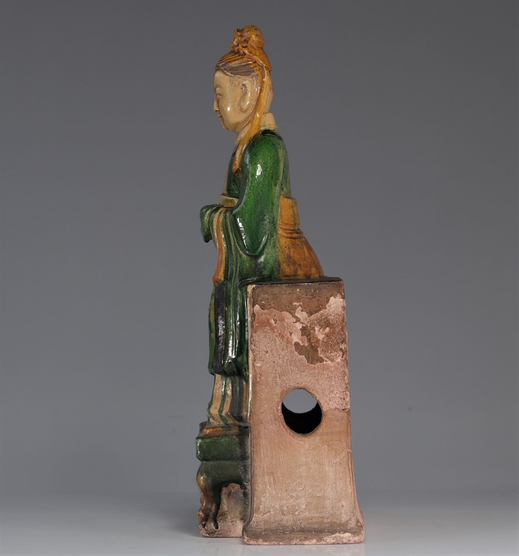 Figure in glazed sandstone Late Ming transition period 17th - Image 4 of 7