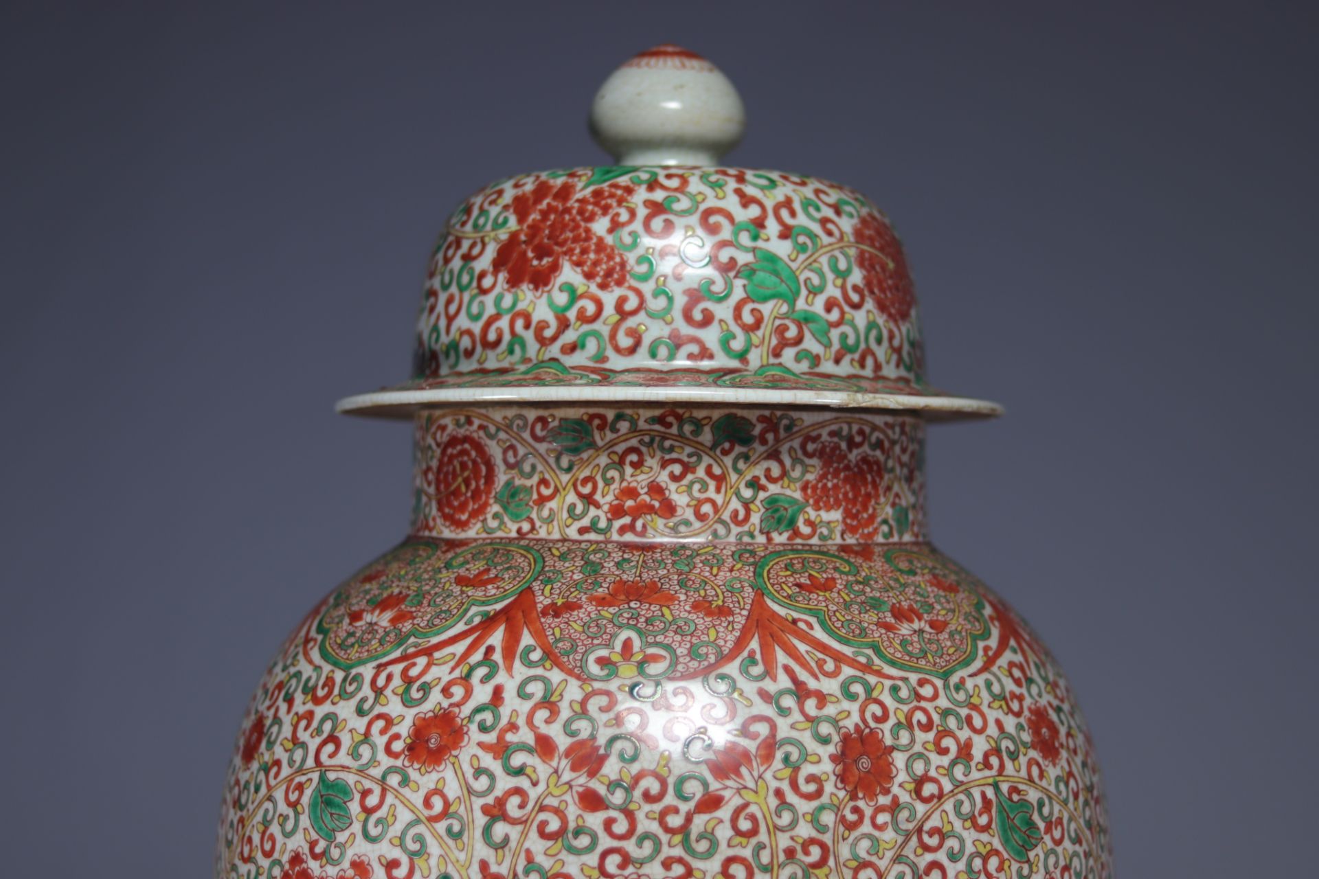 Imposing covered vase, Chinese porcelain - Image 8 of 8