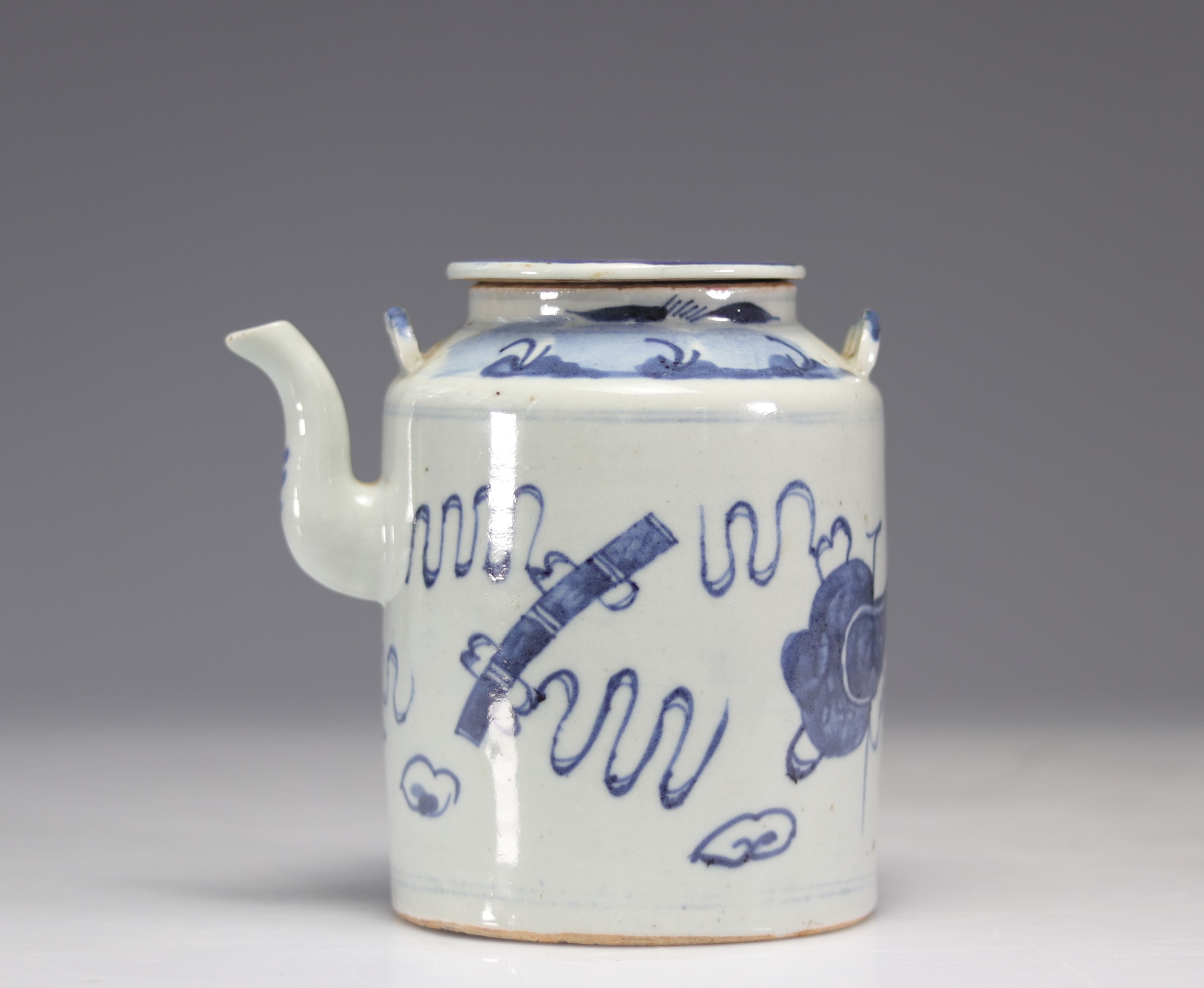 Chinese white blue porcelain teapot