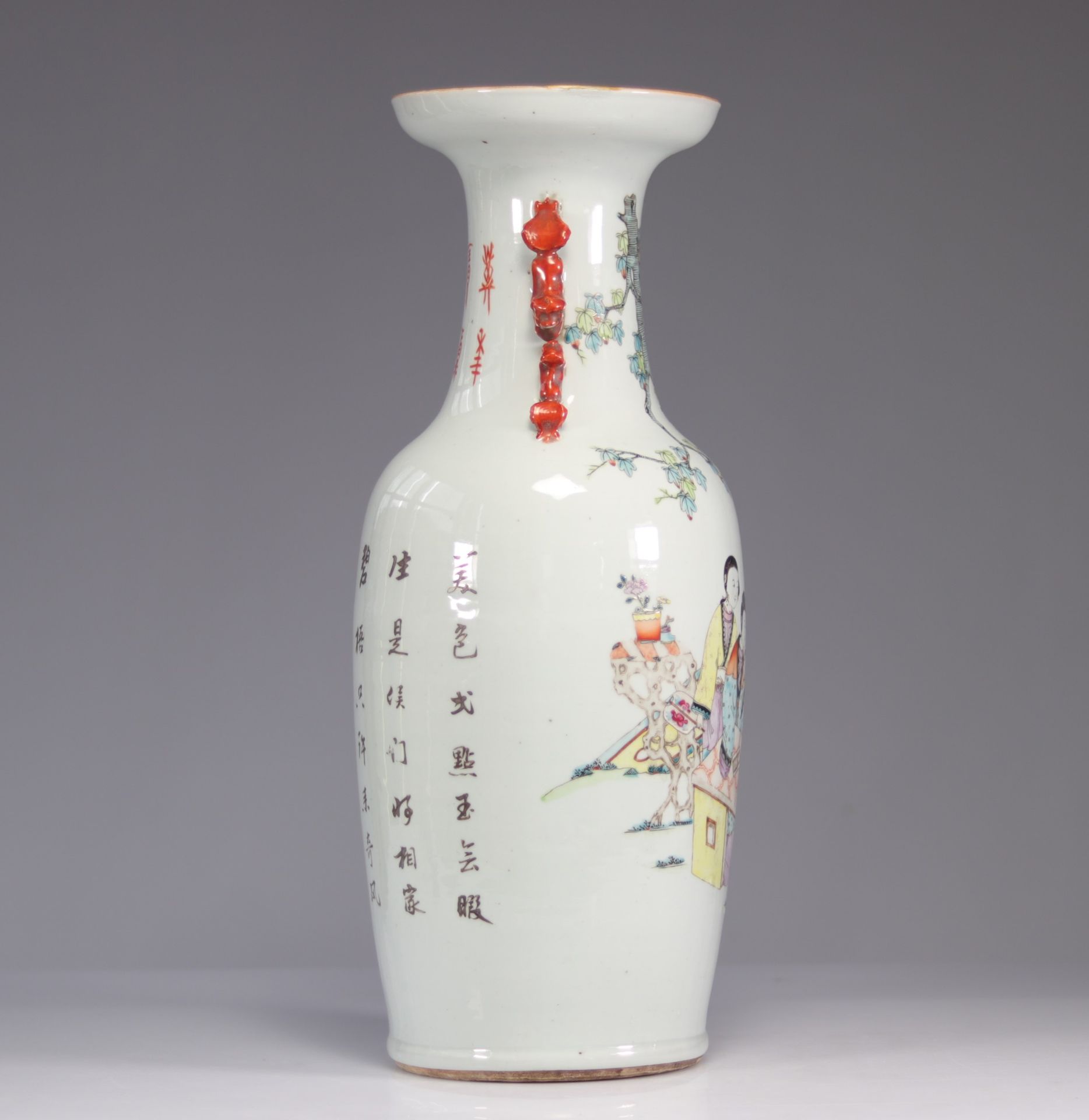 Large Chinese porcelain vase decorated with women and children - Image 2 of 6