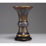 Gu vase in cloisonne bronze, archaic decoration, Qianlong period
