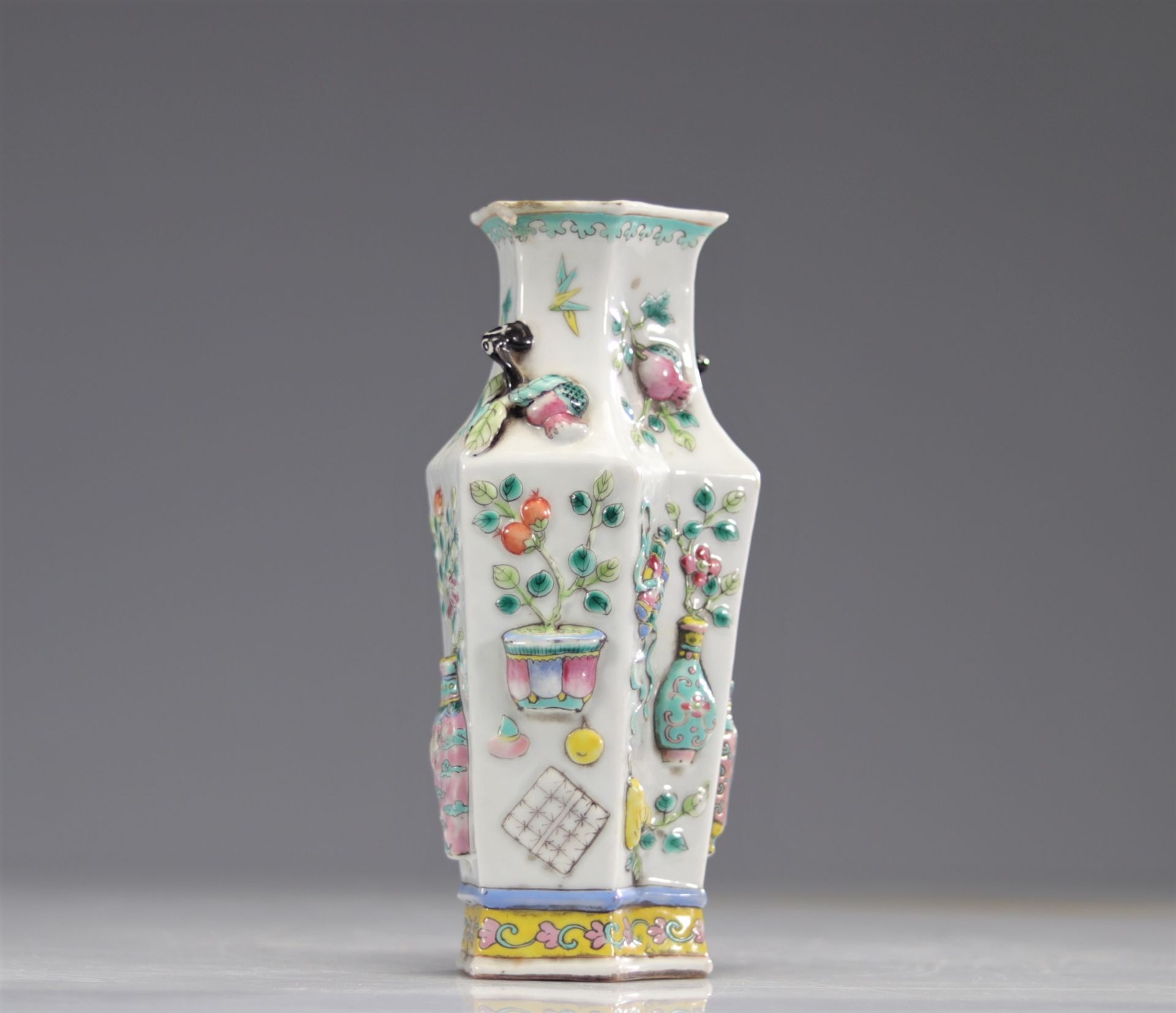 Rose family vase with relief decoration. China - Image 2 of 5