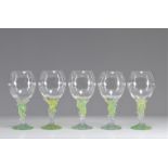 Daum Nancy glasses (5) feet in purple nuanced green glass paste decorated with a bunch of grapes