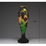 Daum Nancy imposing vase decorated with vines and grapes