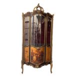 Showcase Napoleon III painted with romantic scenes