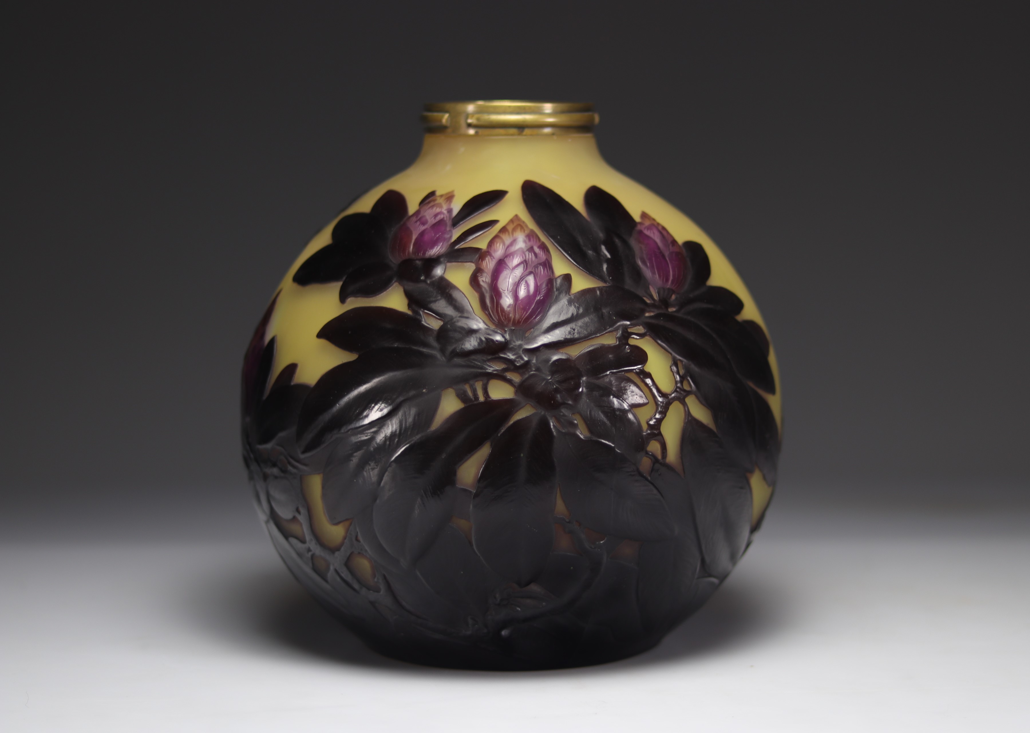 Emile Galle lamp base decorated with blown rhododendron - Image 4 of 5