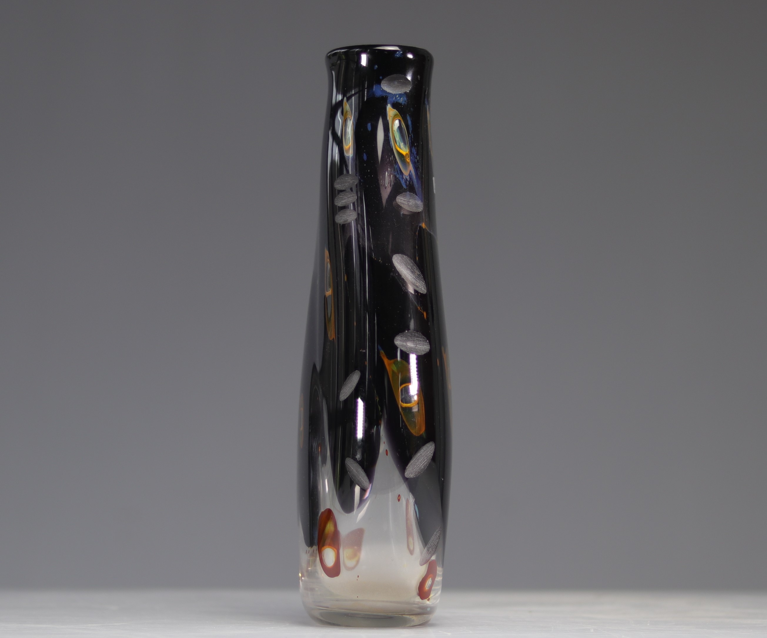 Louis Leloup Val Saint Lambert large vase with inclusions - Image 2 of 3