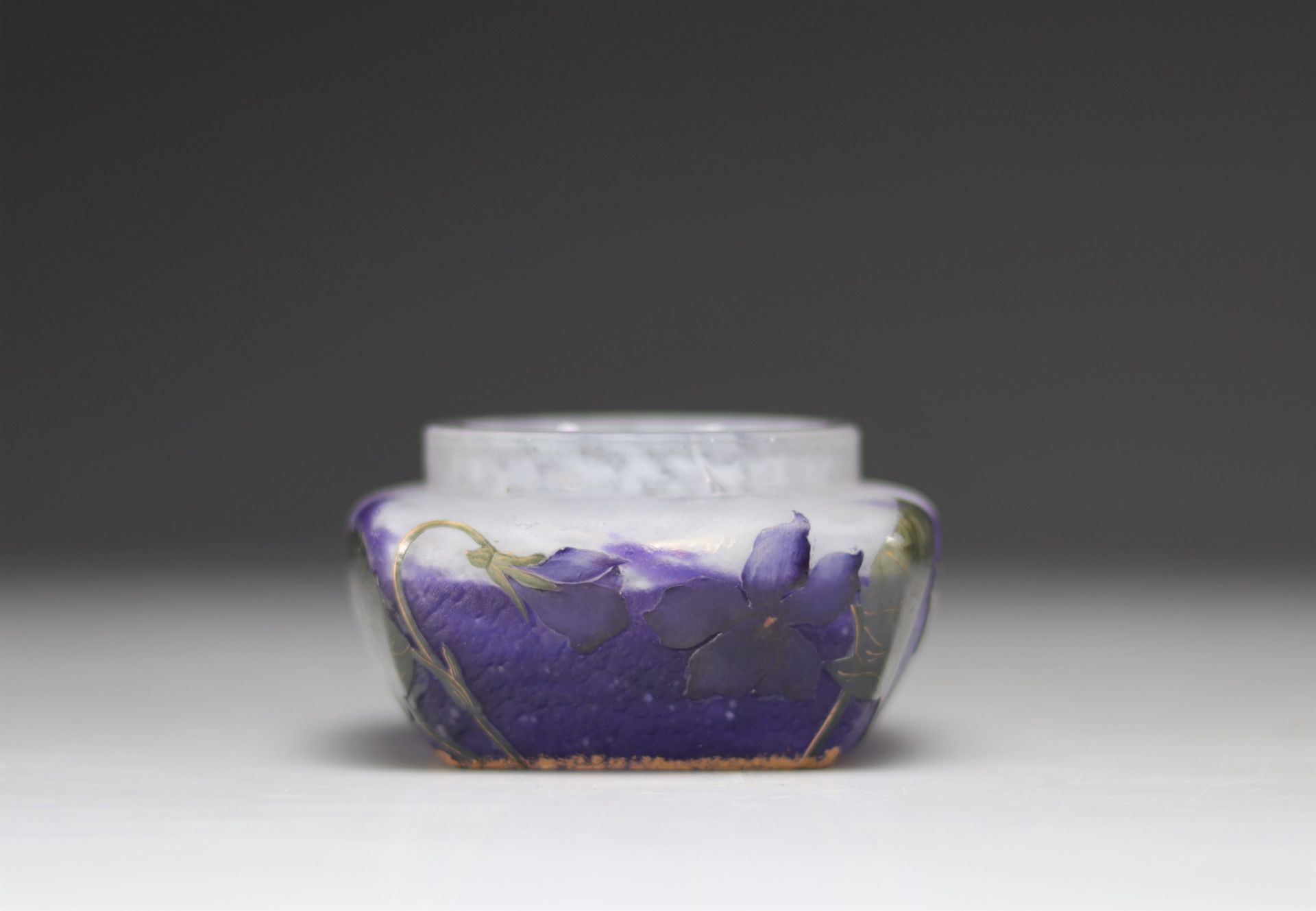 Daum Nancy vase decorated with violets - Bild 3 aus 5