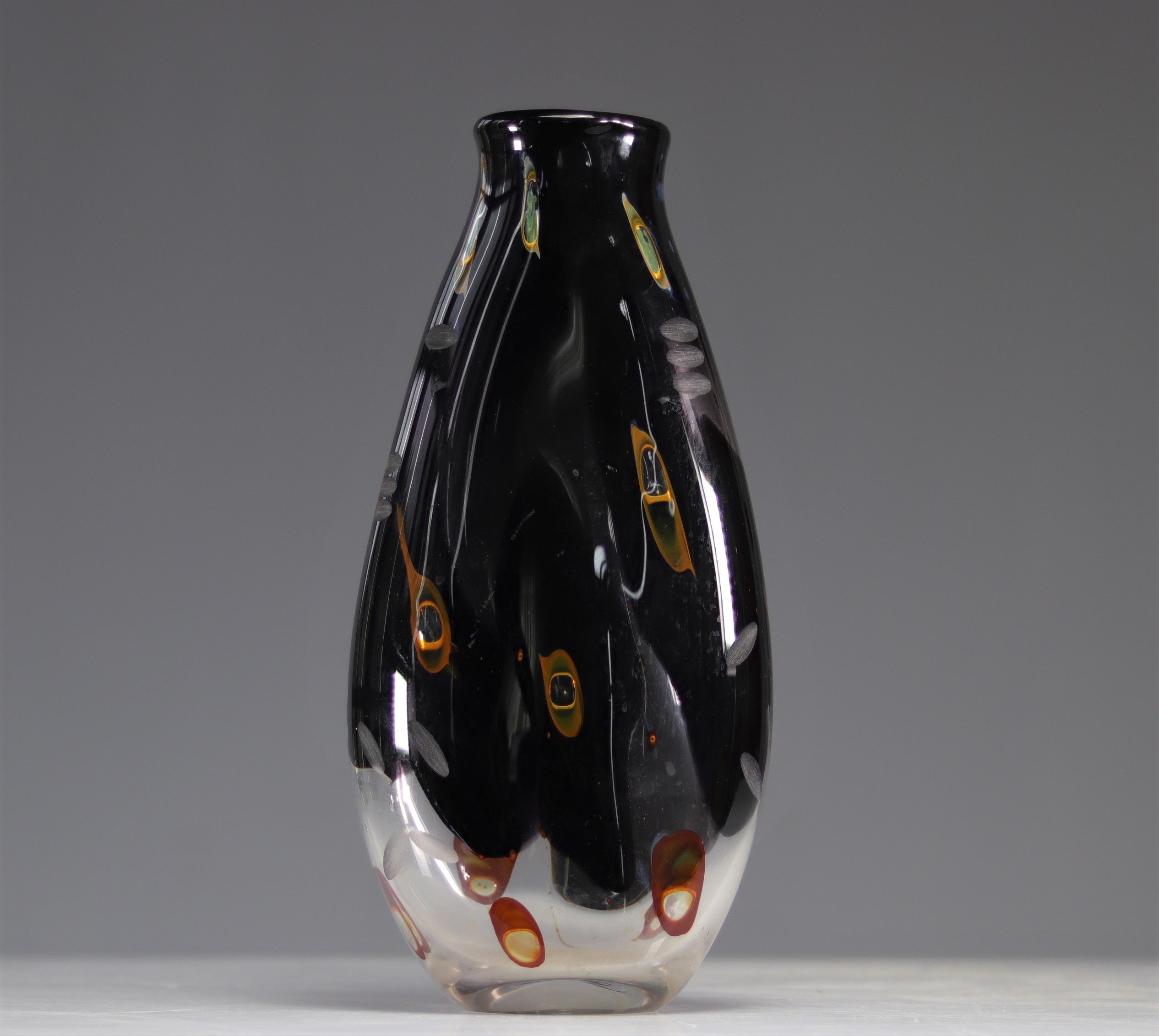 Louis Leloup Val Saint Lambert large vase with inclusions - Image 3 of 3