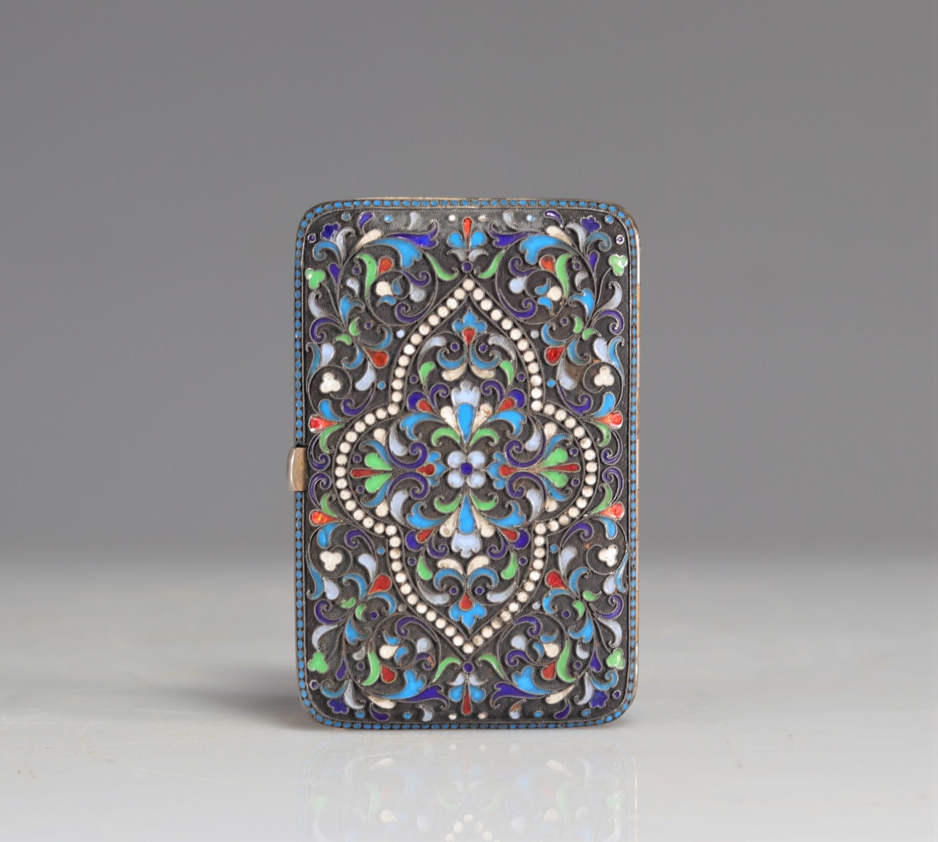 Enamelled solid silver box originating from Russia circa 1900 - Bild 2 aus 4