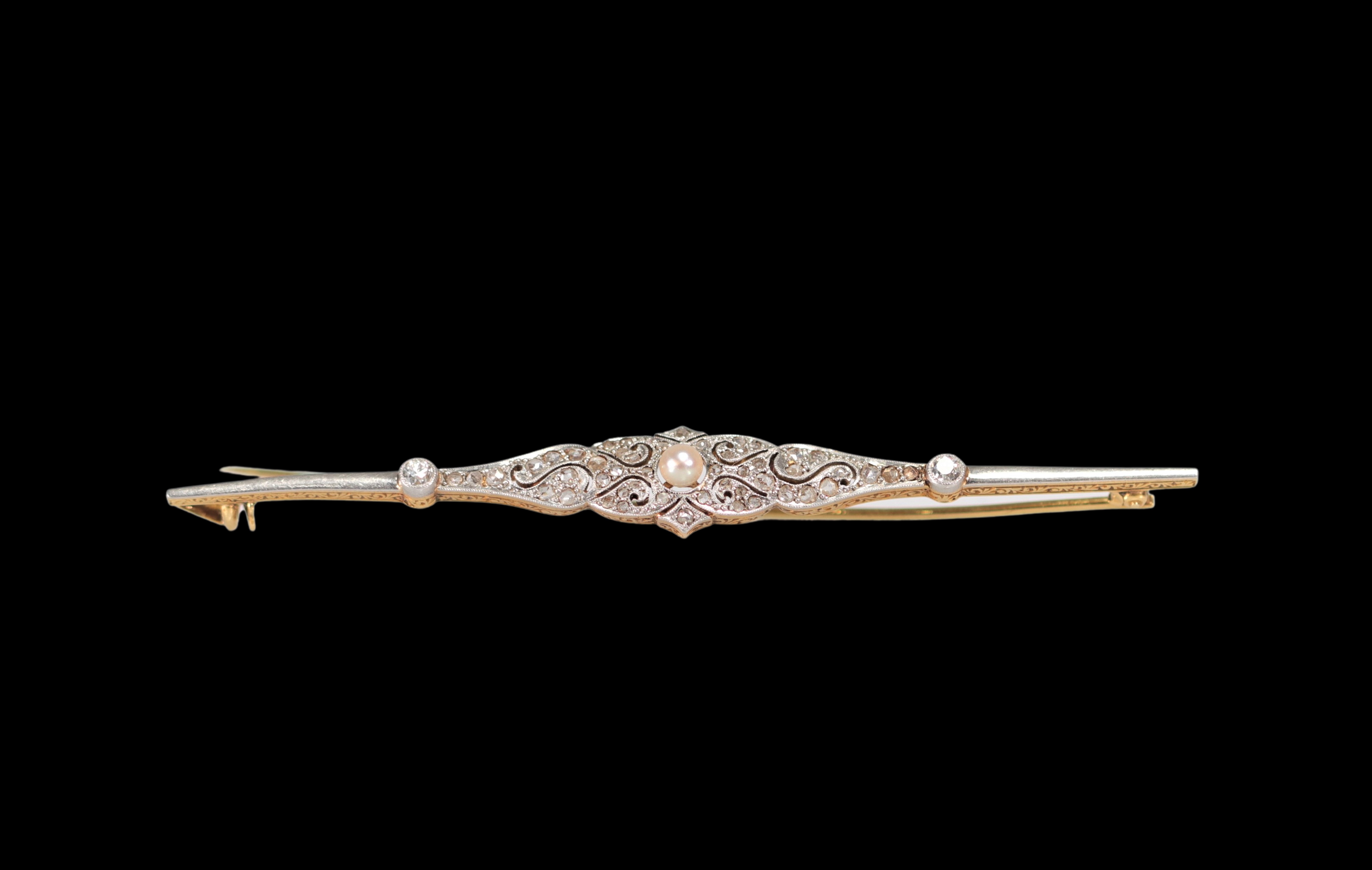 Art Deco brooch in yellow gold (18k) and platinum with diamonds and brilliants and pearl (8.1gr) - Image 3 of 3