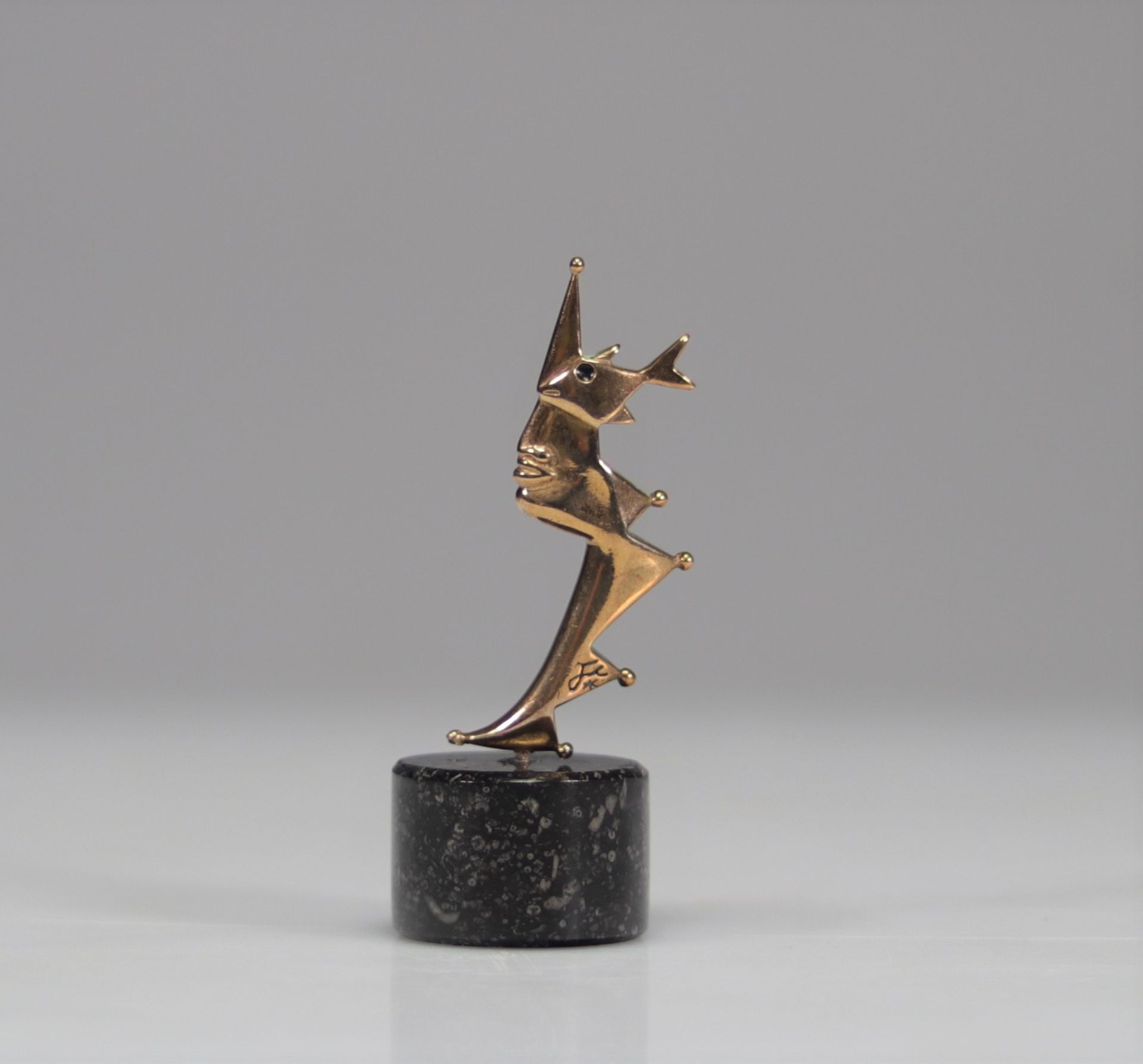 Jean Cocteau. Circa 50. "Fishman". Sculpture in gilded bronze and enamel on a black granite base. - Image 2 of 4