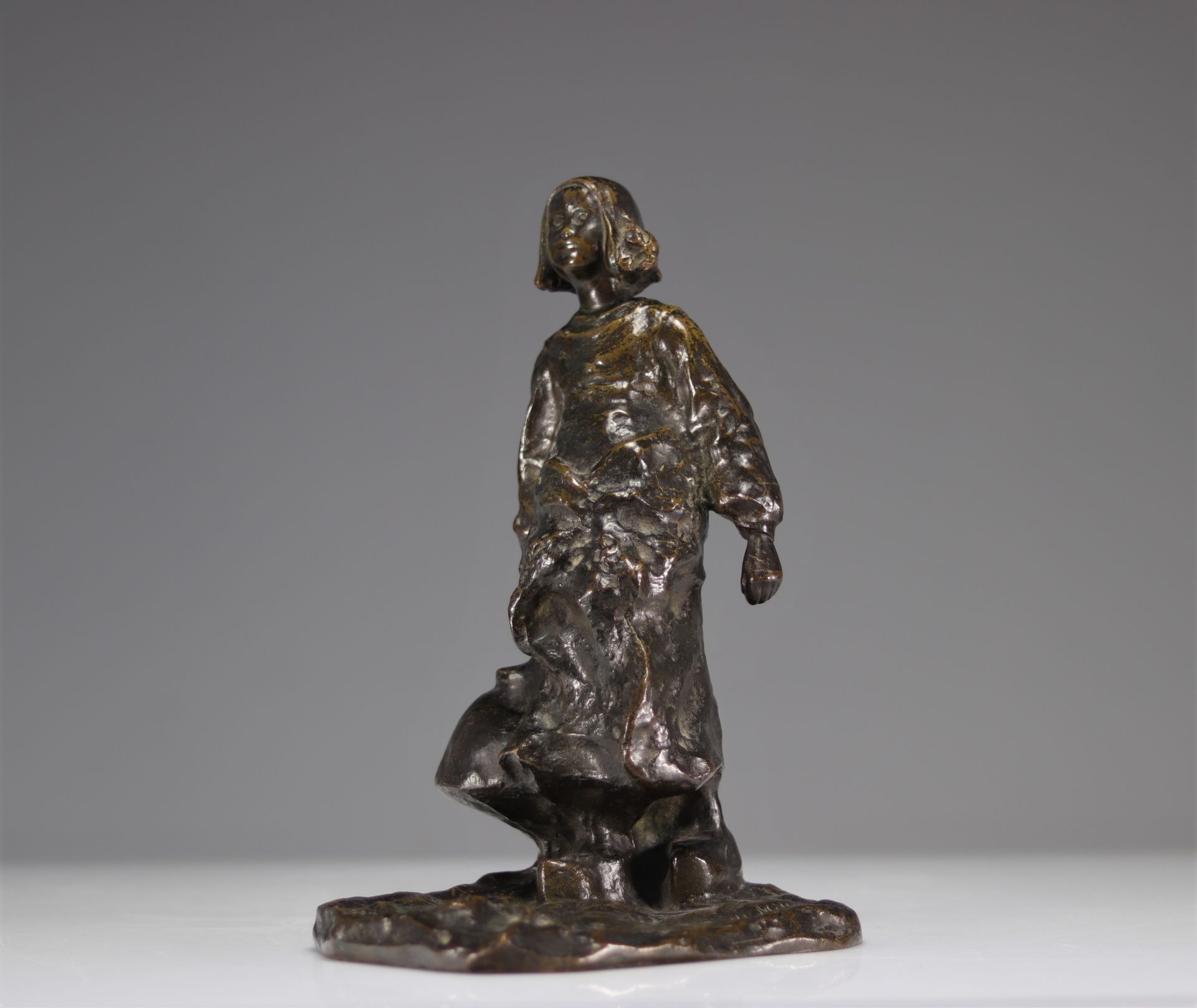 Ruth Anna Maria MILLES (1873-1941) Bronze "Breton woman carrying a jug" - Image 6 of 8
