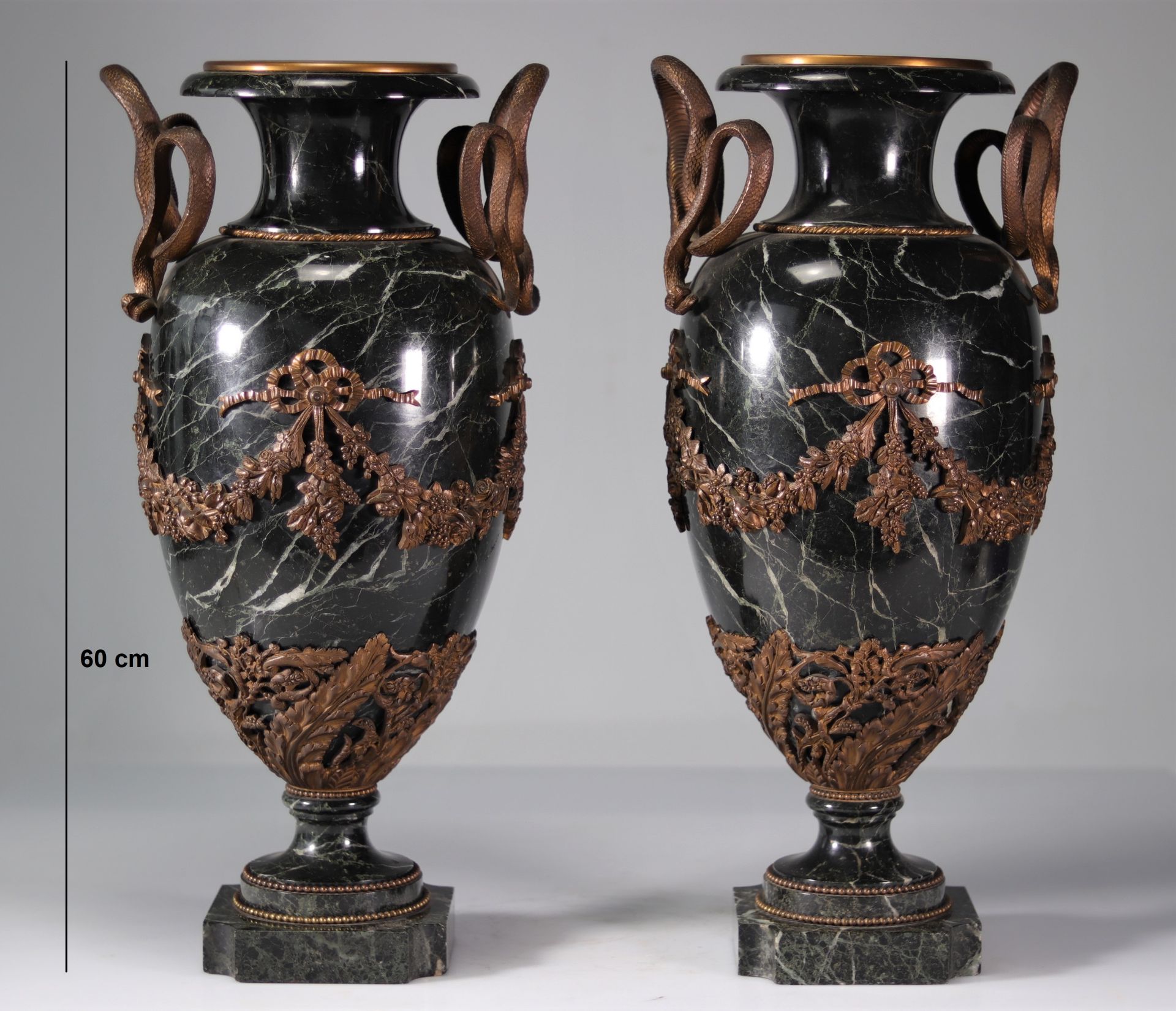 Imposing pair of marble and bronze cassolettes decorated with snakes