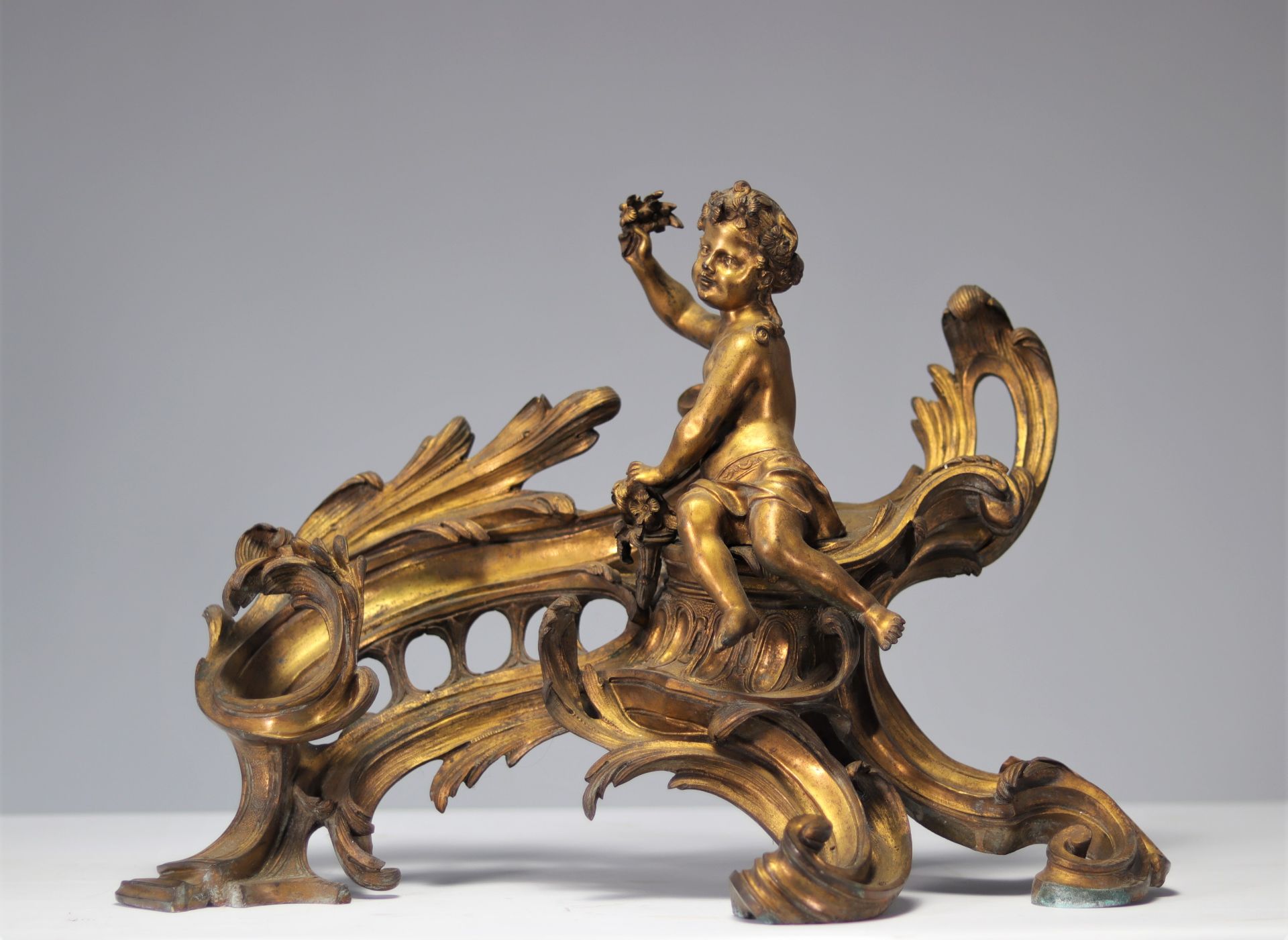 Imposing pair of Louis XV gilt bronze andirons - Image 2 of 4