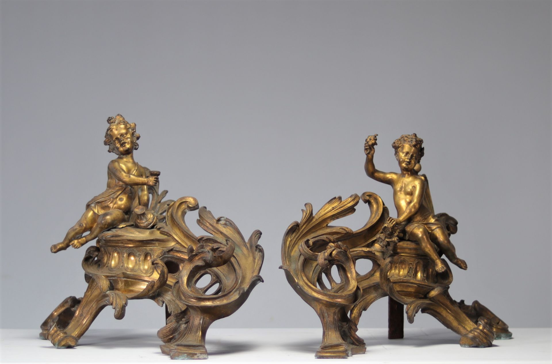 Imposing pair of Louis XV gilt bronze andirons - Image 4 of 4