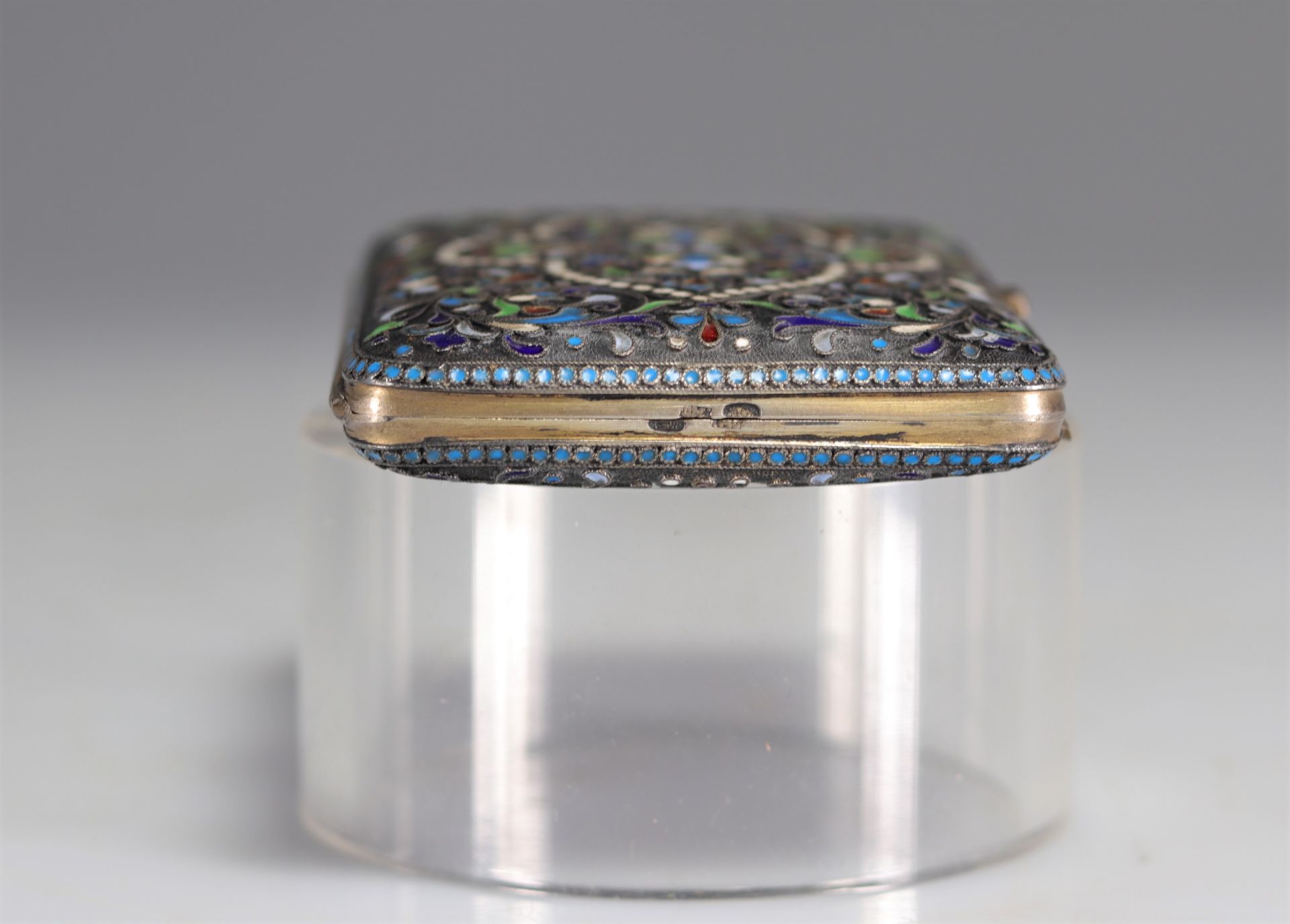 Enamelled solid silver box originating from Russia circa 1900 - Bild 3 aus 4