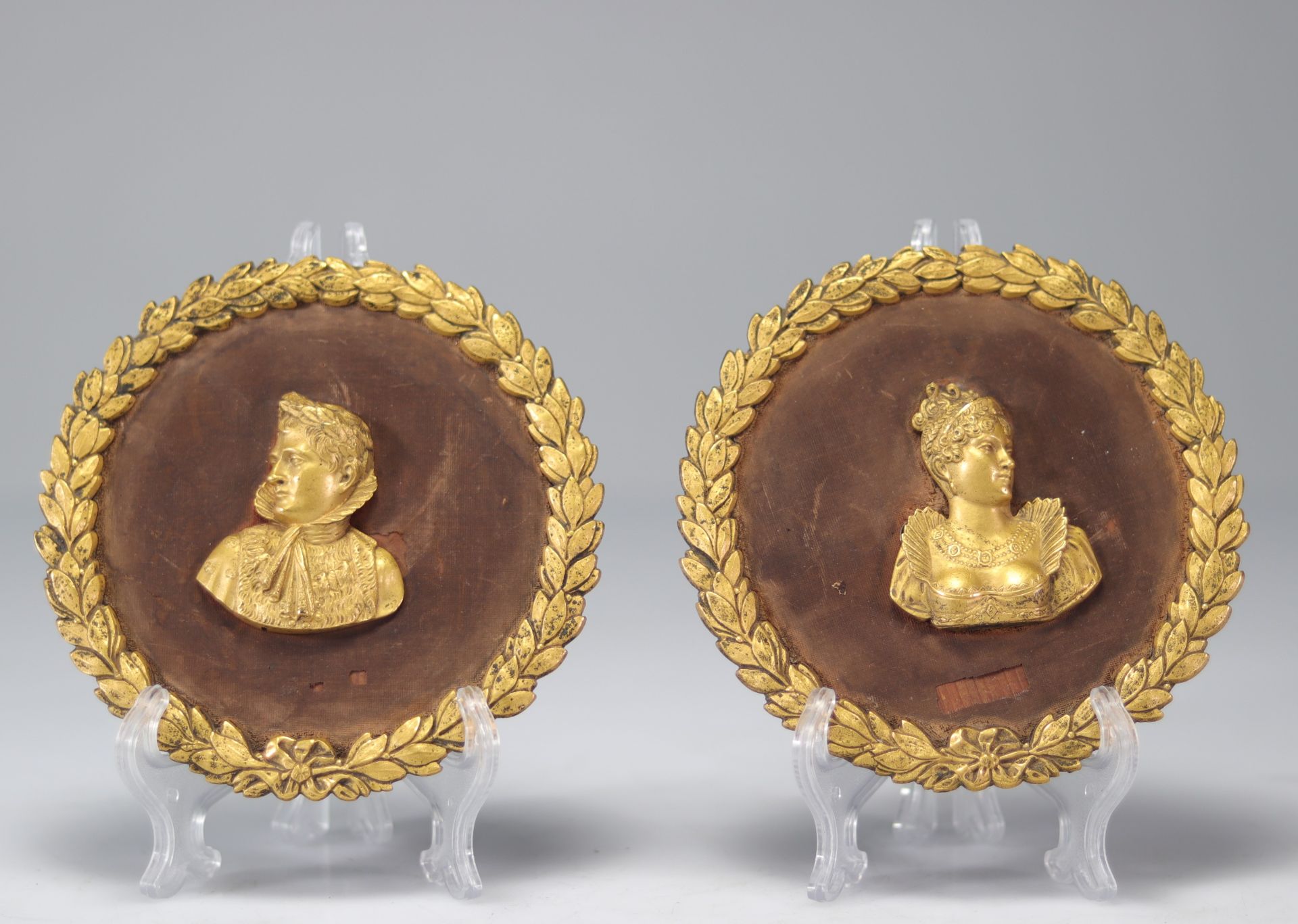 Rare pair of period Empire medallions in gilt bronze Napoleon and Josephine