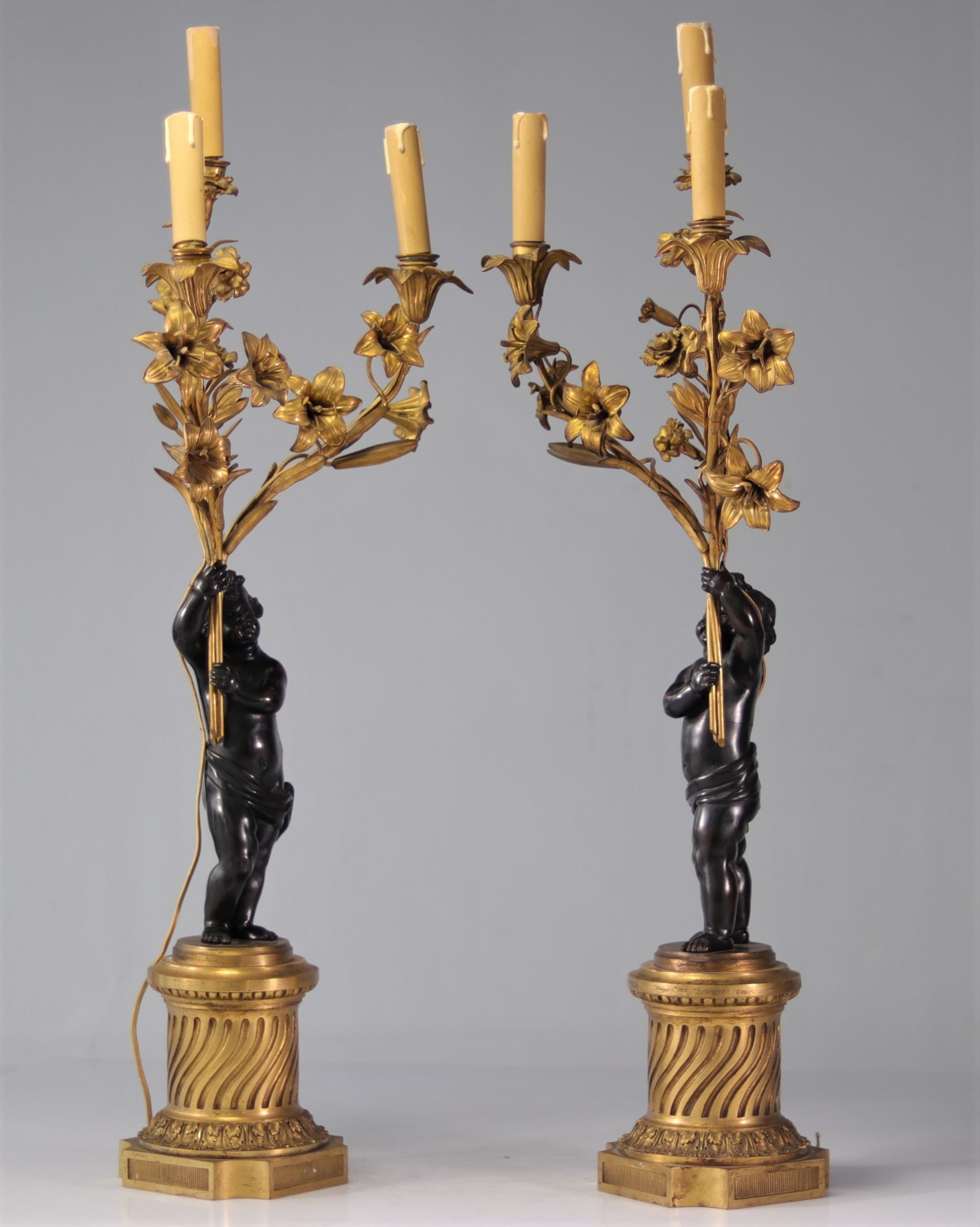 Imposing pair of bronze candelabras with two Louis XVI patinas - Image 2 of 6