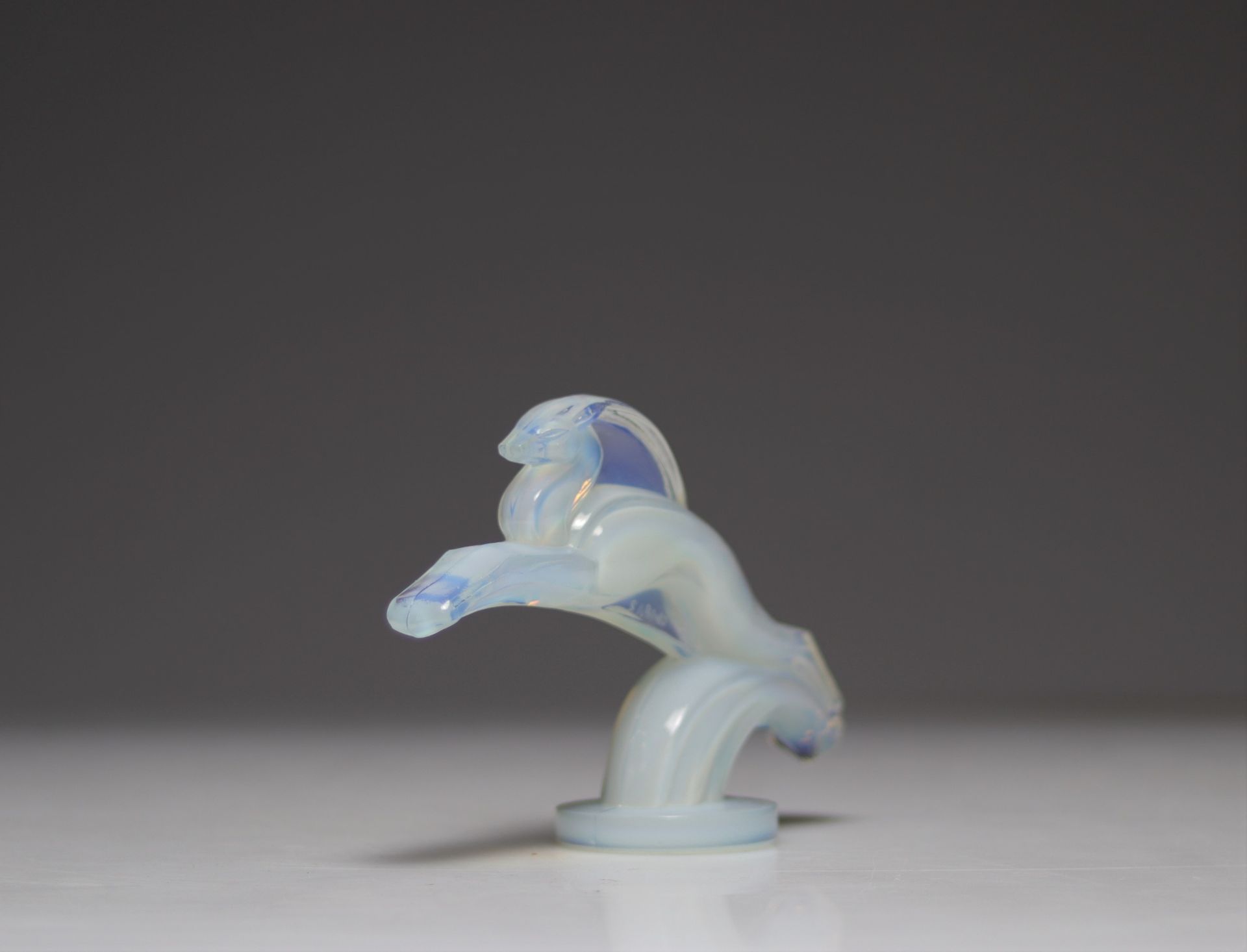Sabino leaping gazelle in opalescent glass - Image 3 of 4