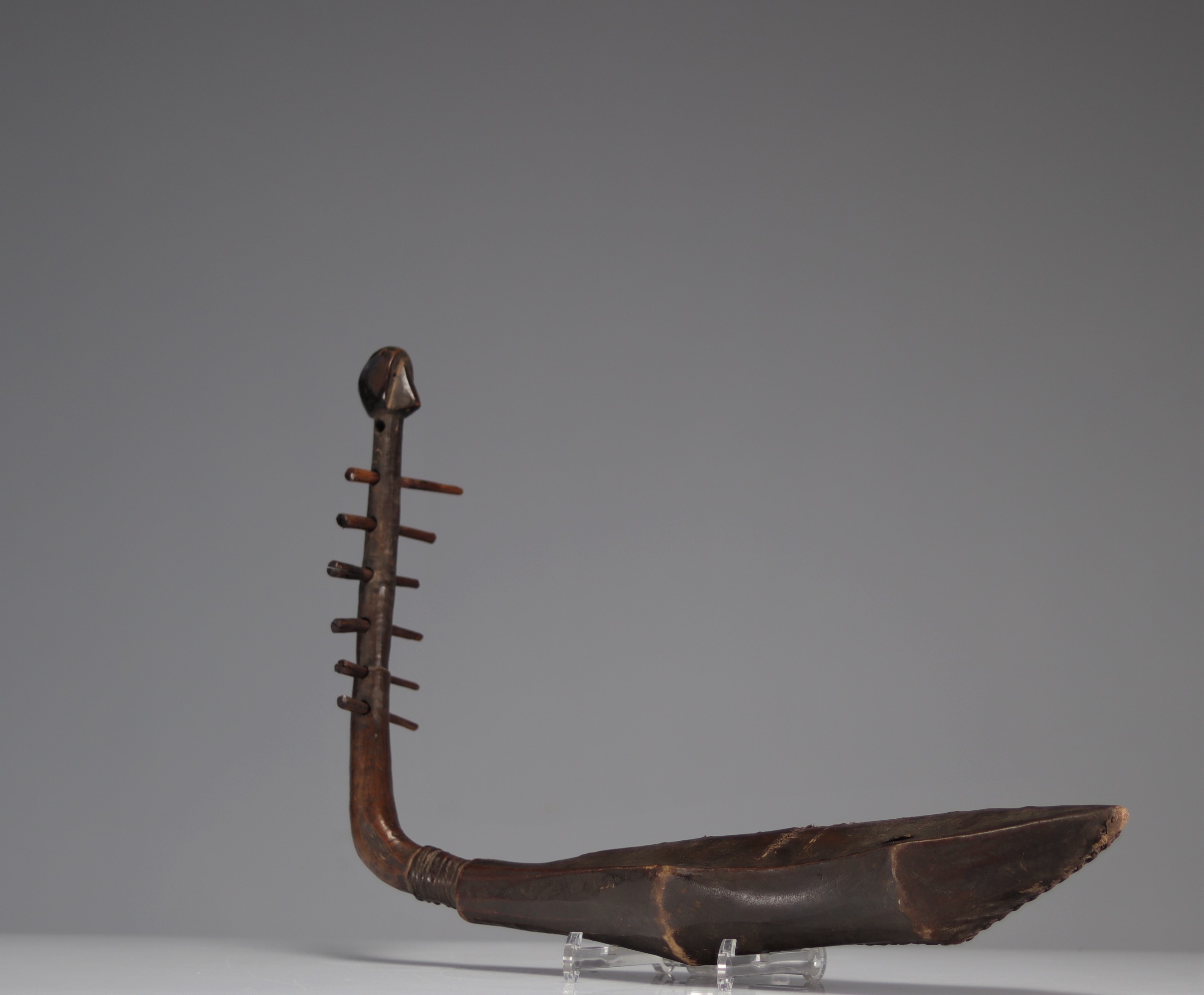 Boa court harp - Zande - Belgian private collection - Dem.Rep.Congo - Image 3 of 4