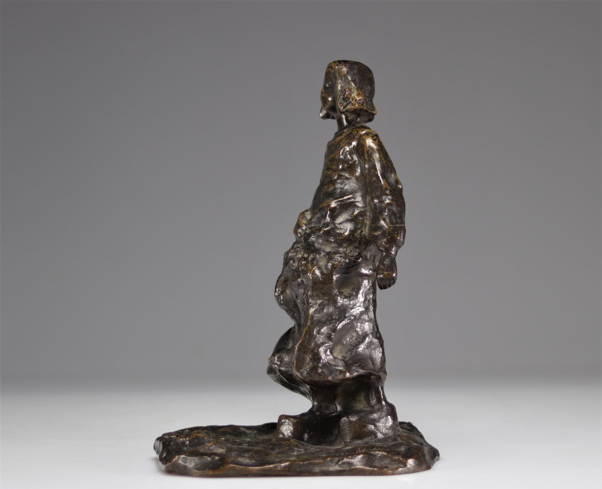 Ruth Anna Maria MILLES (1873-1941) Bronze "Breton woman carrying a jug" - Image 4 of 8