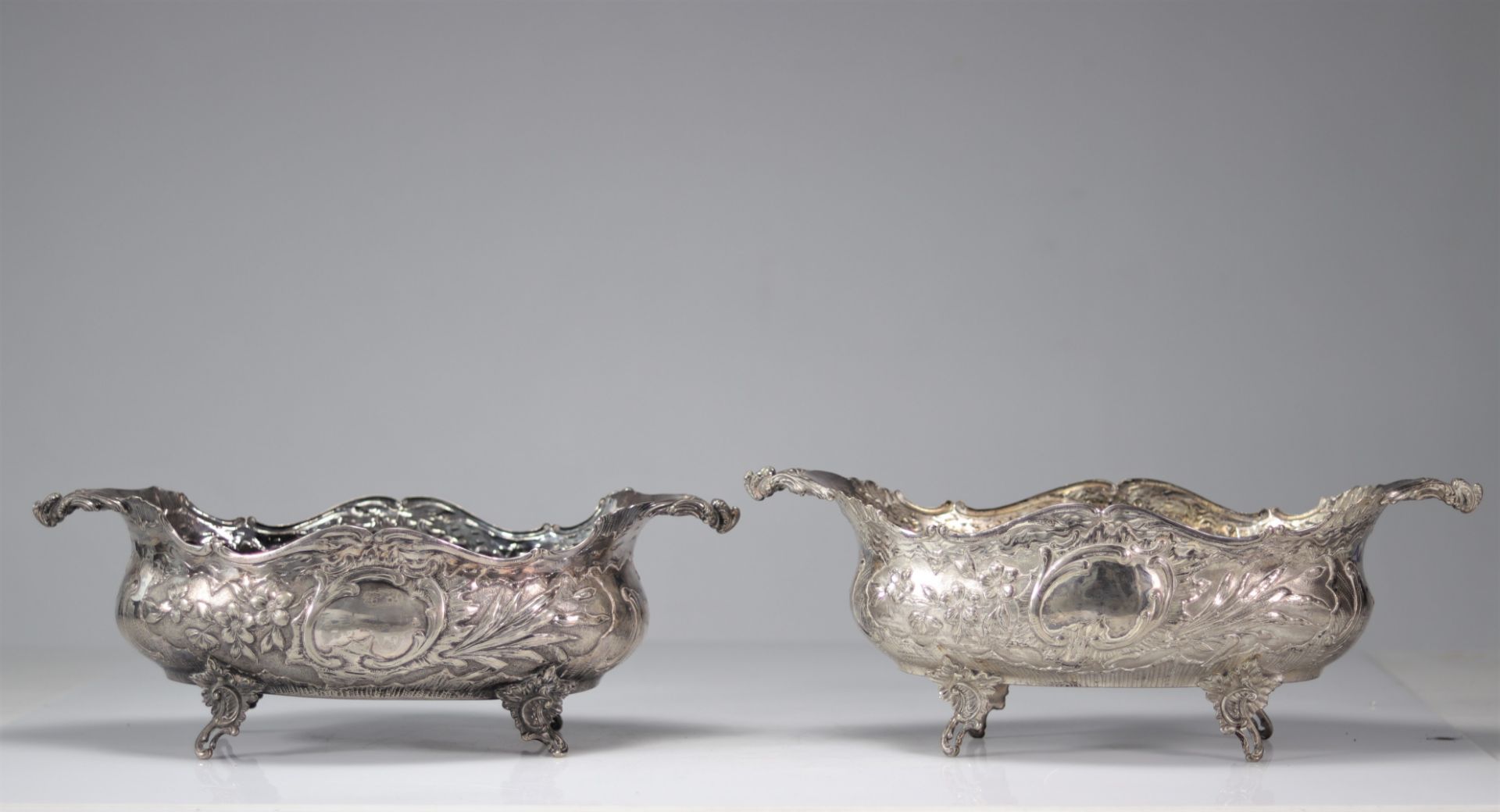 Pair of Louis XV style silver planters - Image 4 of 4